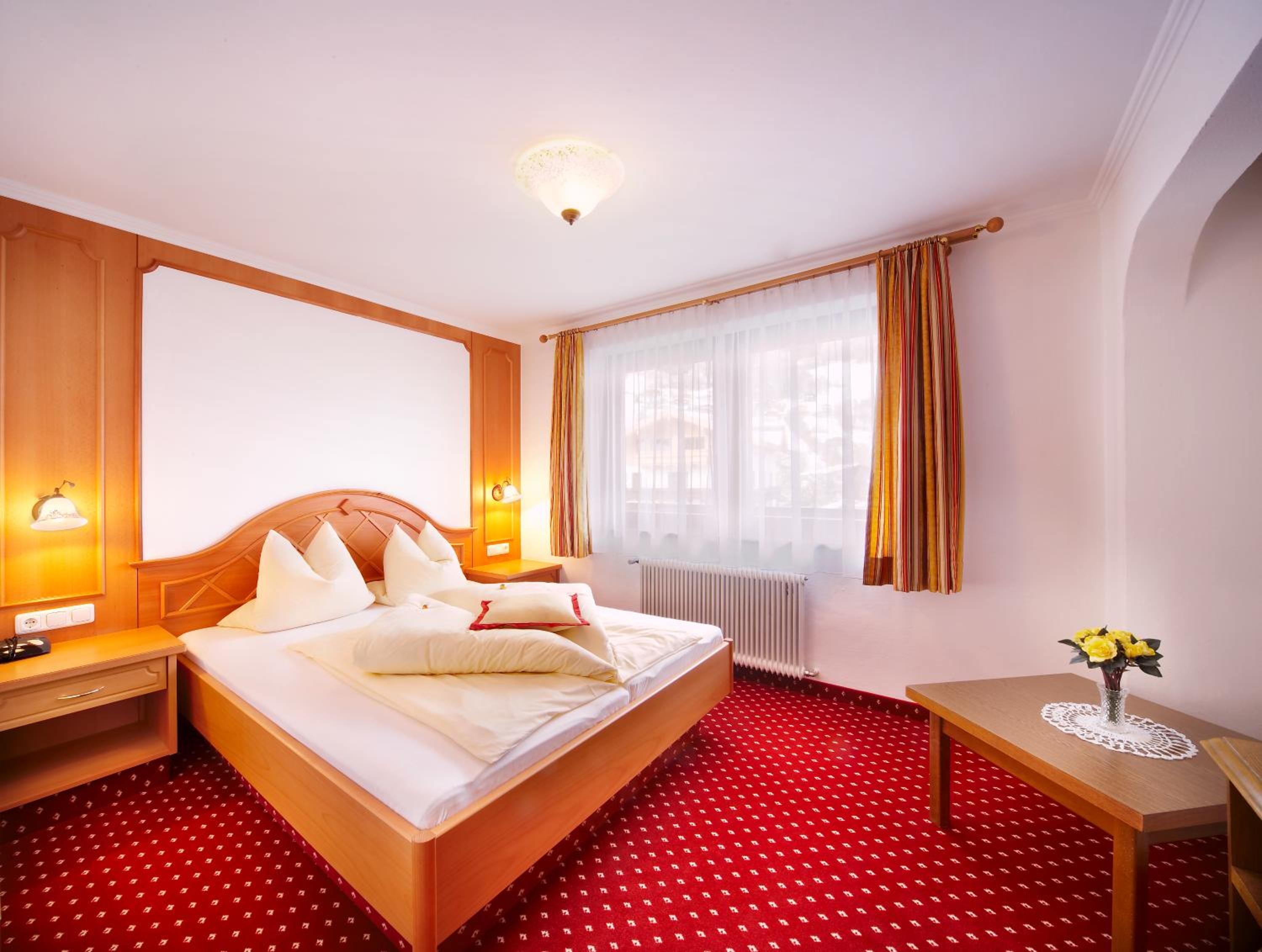 Comfort Double Room with Balcony photo 2