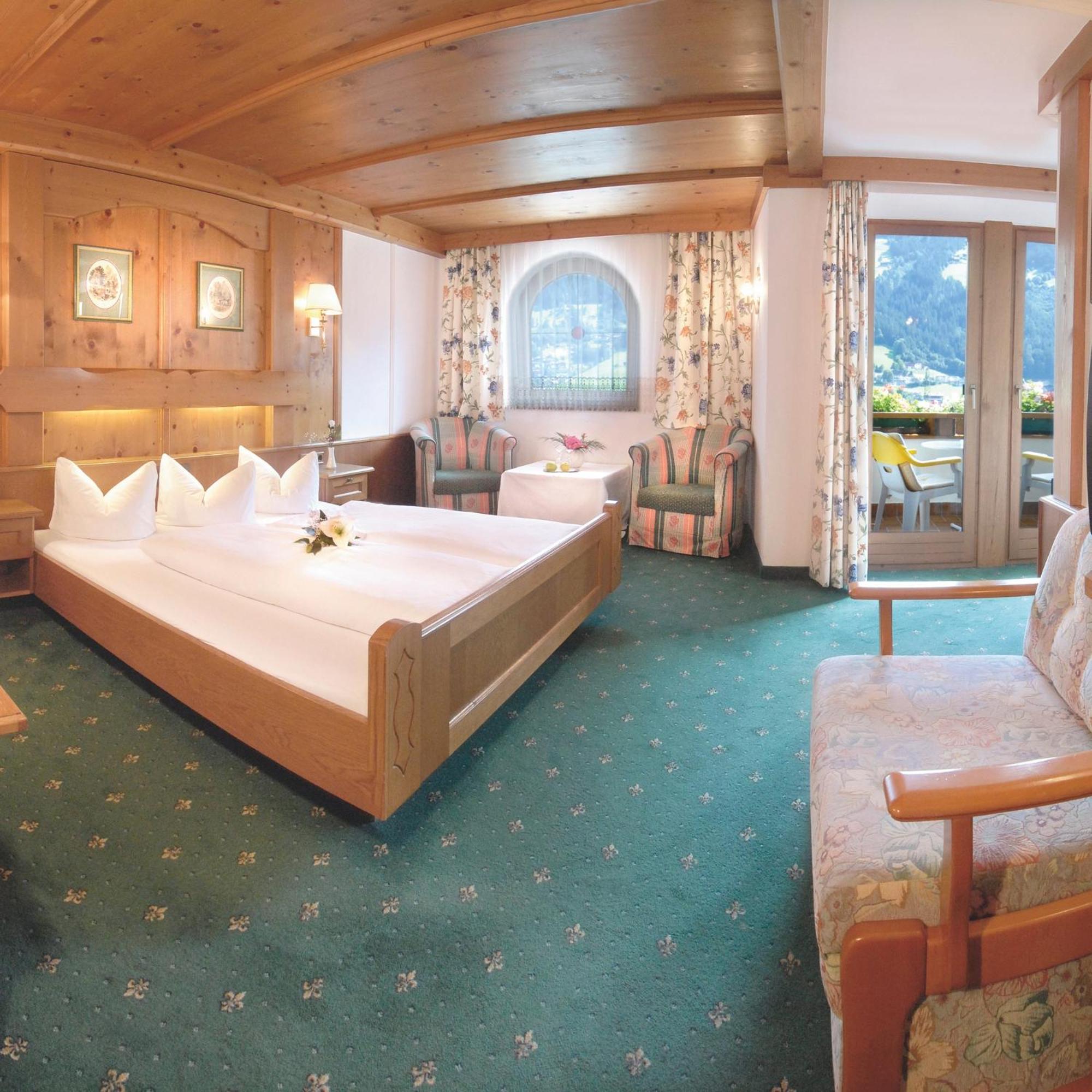 Superior Double Room with Balcony photo 1