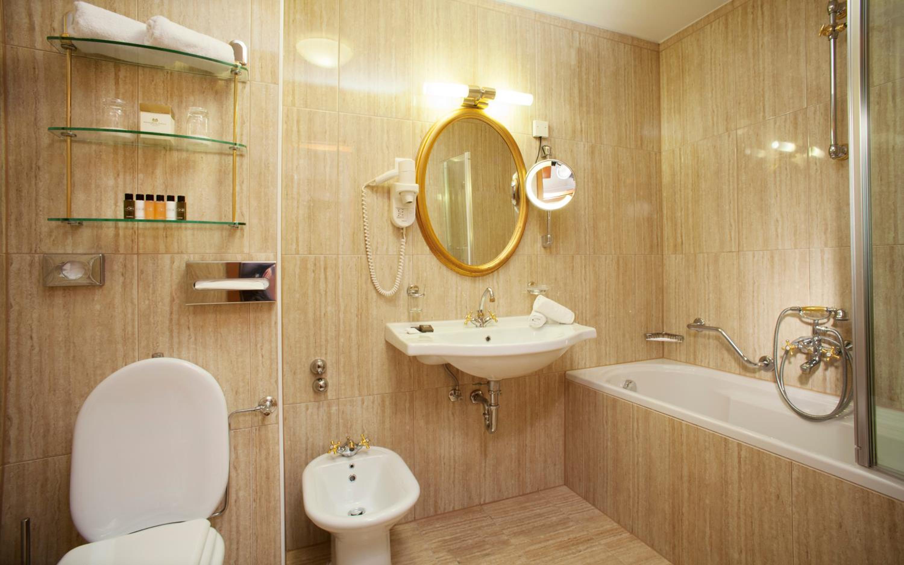 Special Offer - Double Room with Lake View and New Year's Package photo 3