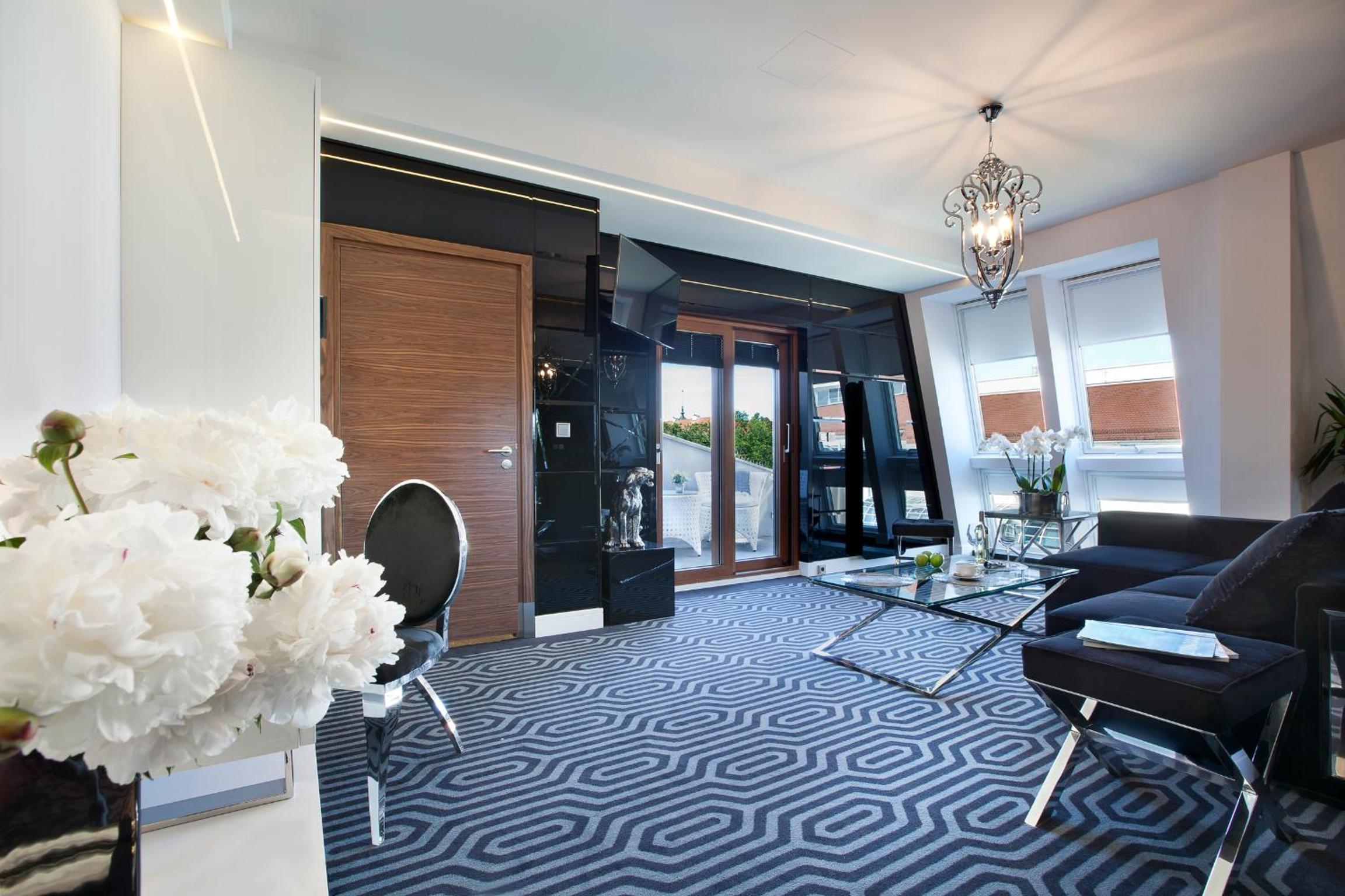 Studio Apartment with Sea View - Photo 2