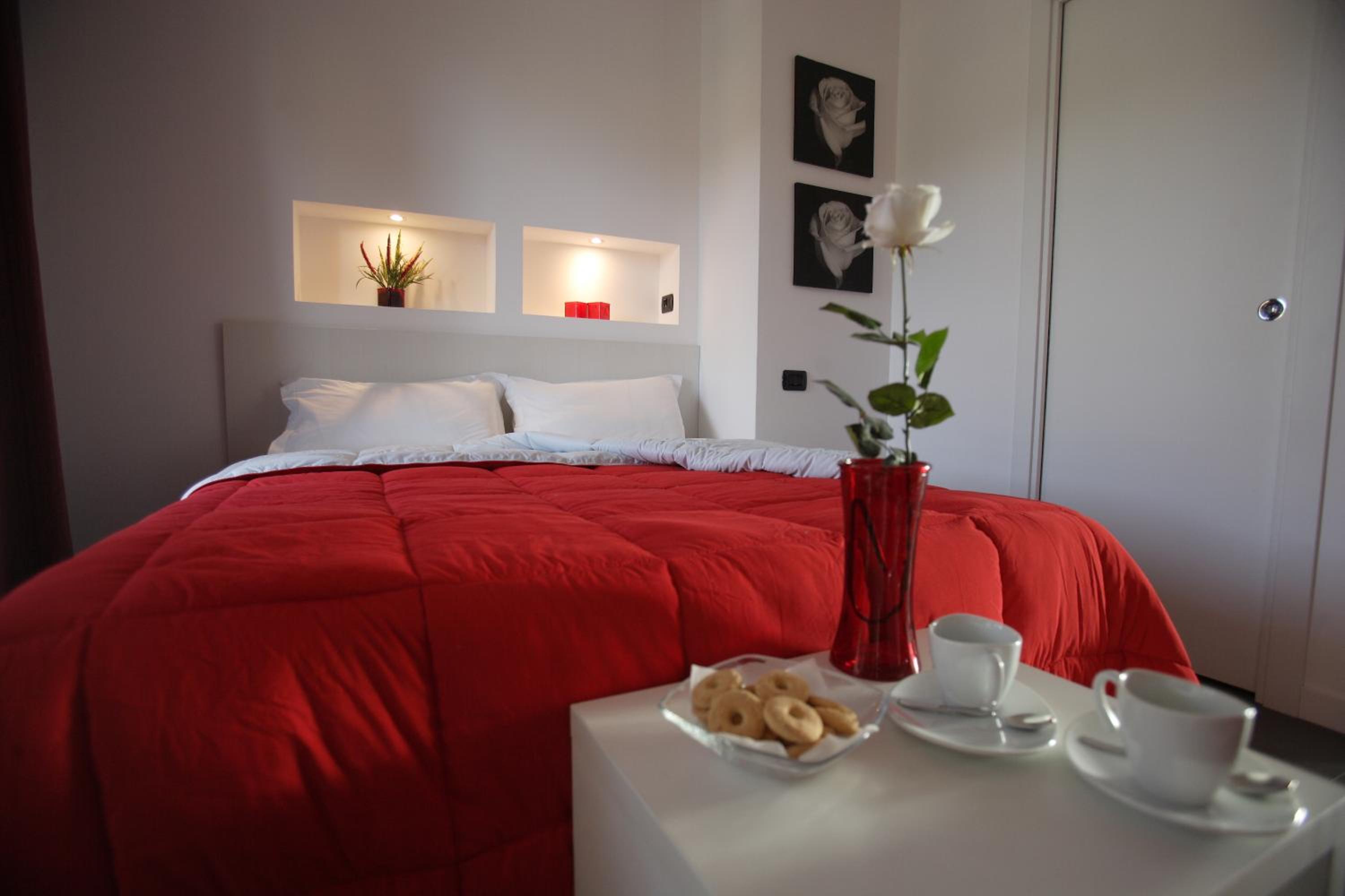 Double Room - Photo 1