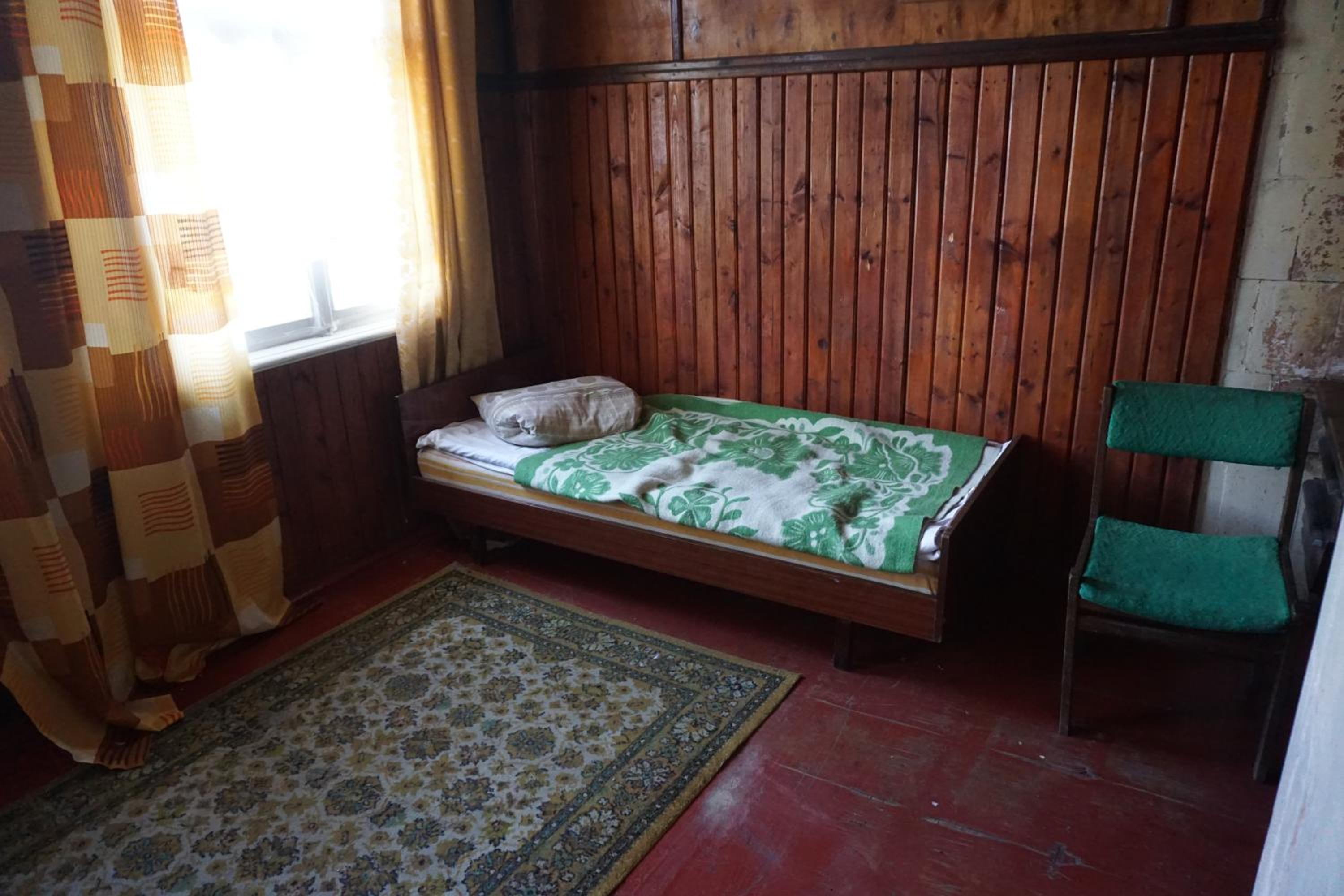 Single Bed In Male Dormitory Room With Shared Bathroom photo 2