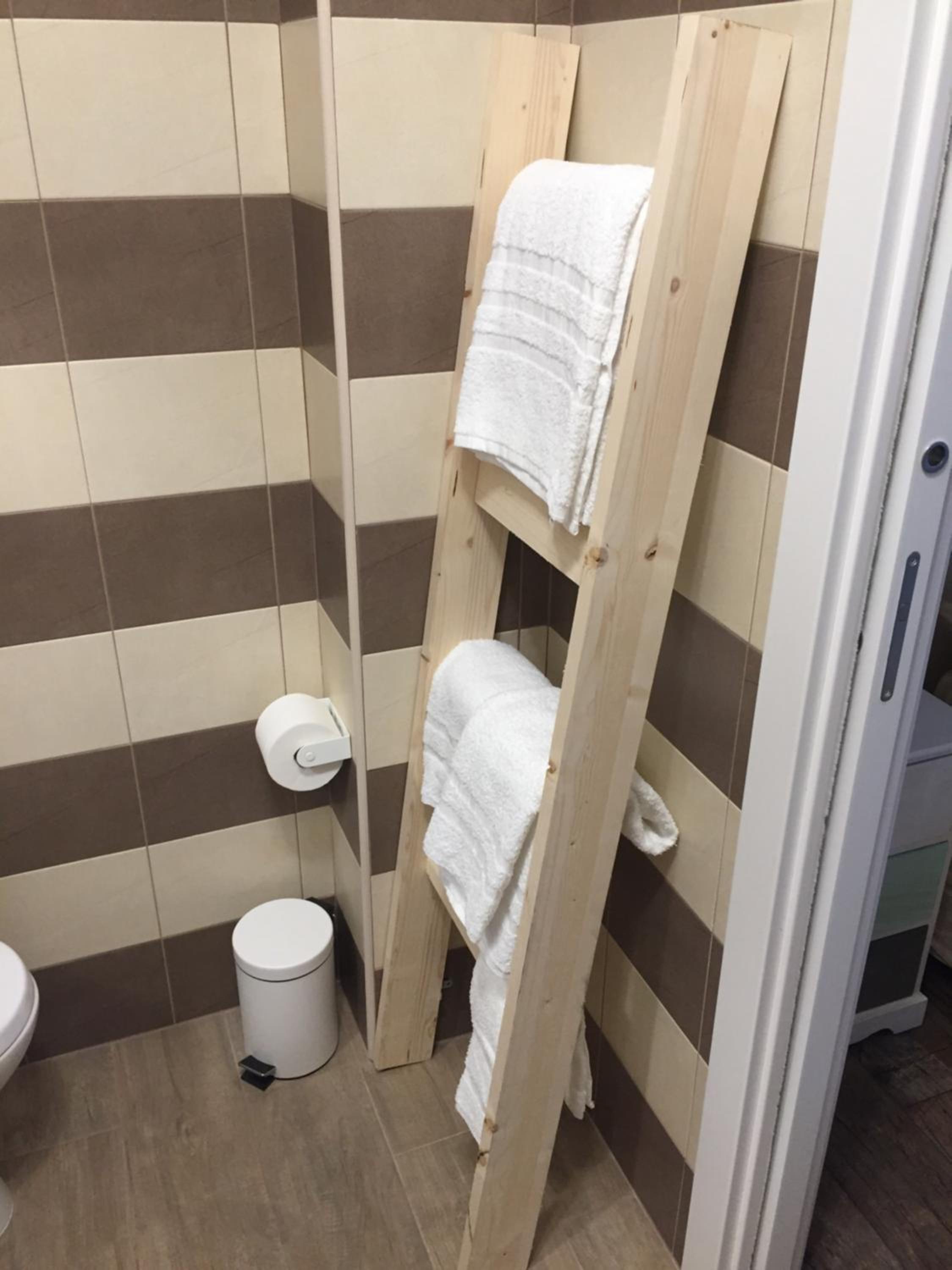 Double Room - Photo 5