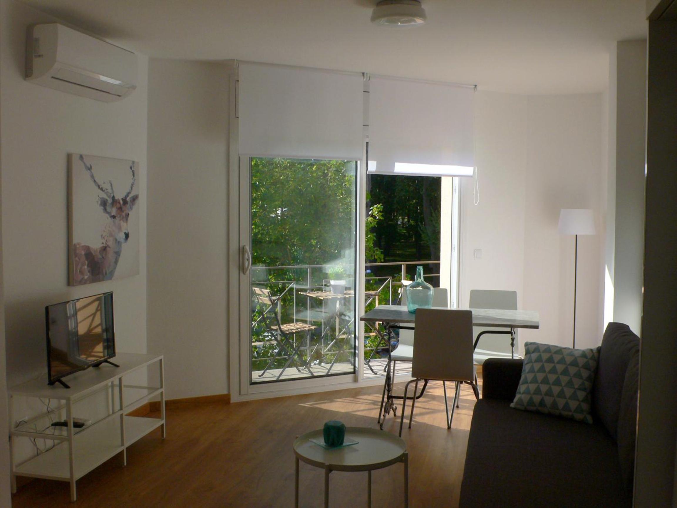 Apartamento con Balcón