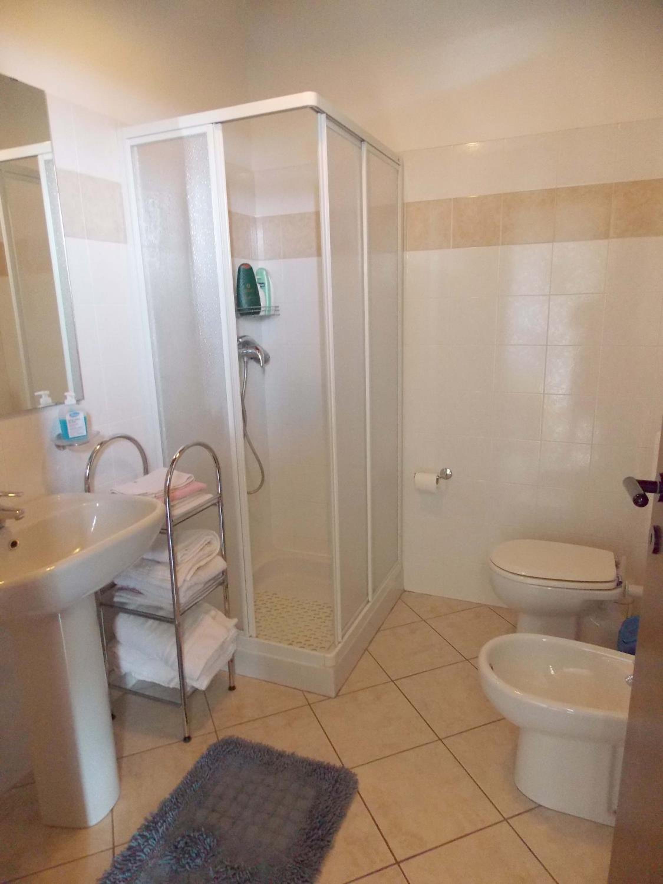 Double or Twin Room photo 3