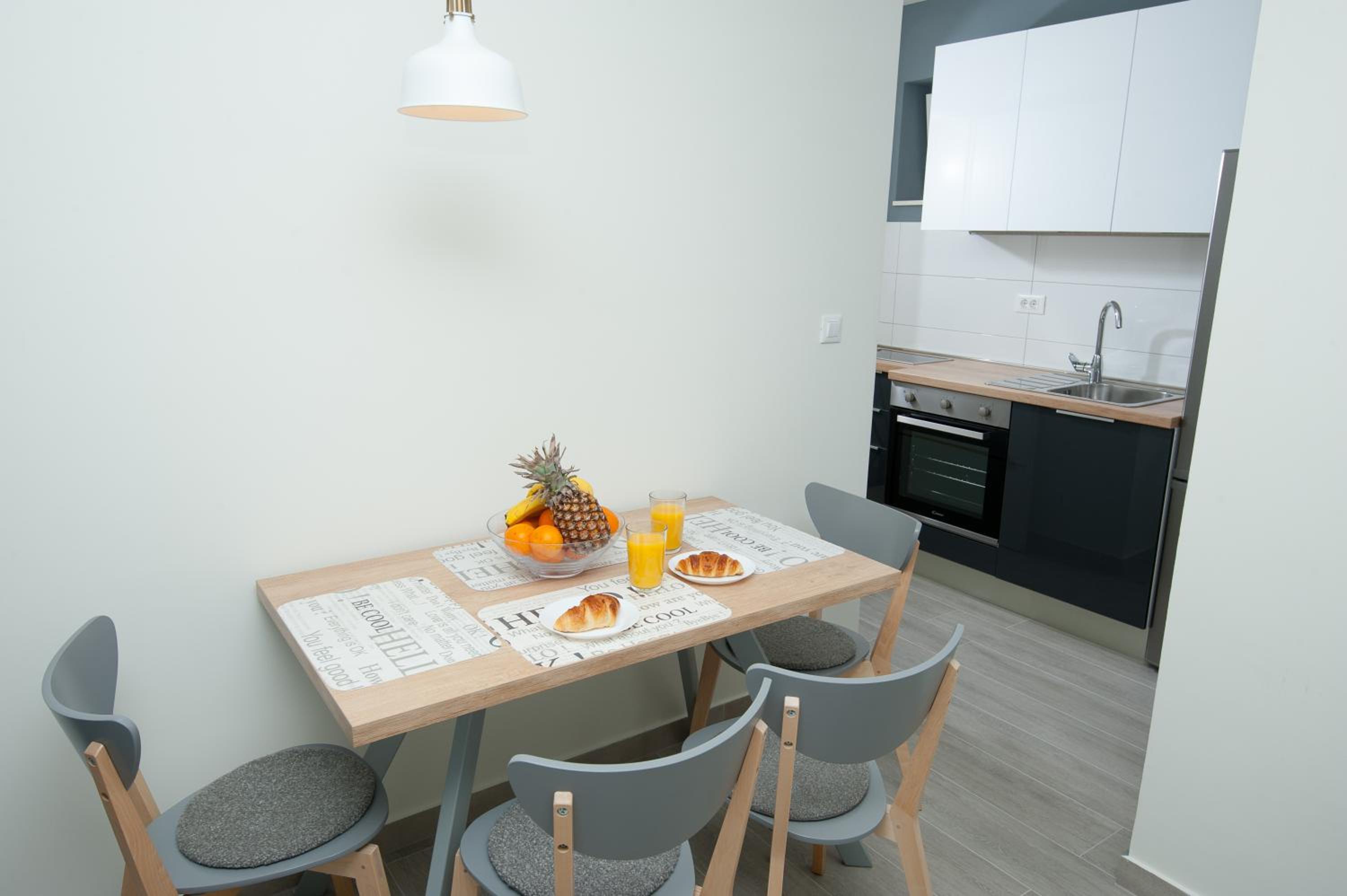 Apartment with Sea View and Terrace photo 2