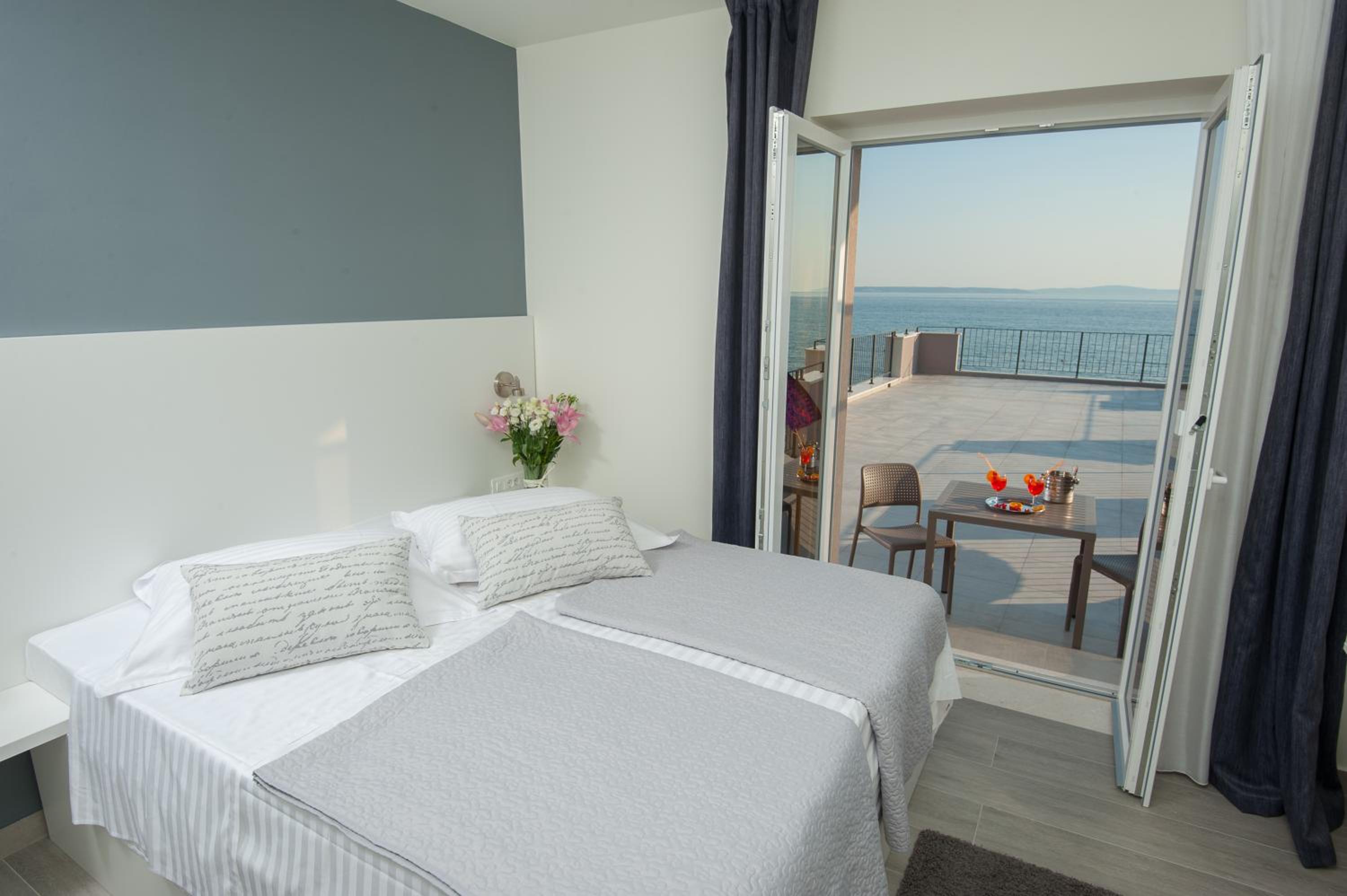 Apartment with Sea View and Terrace photo 1