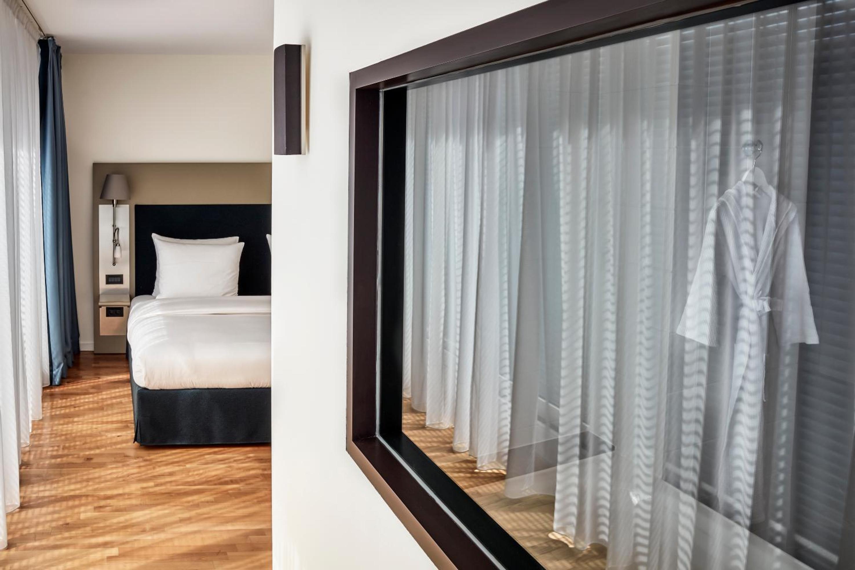 Mandala Suite photo 3