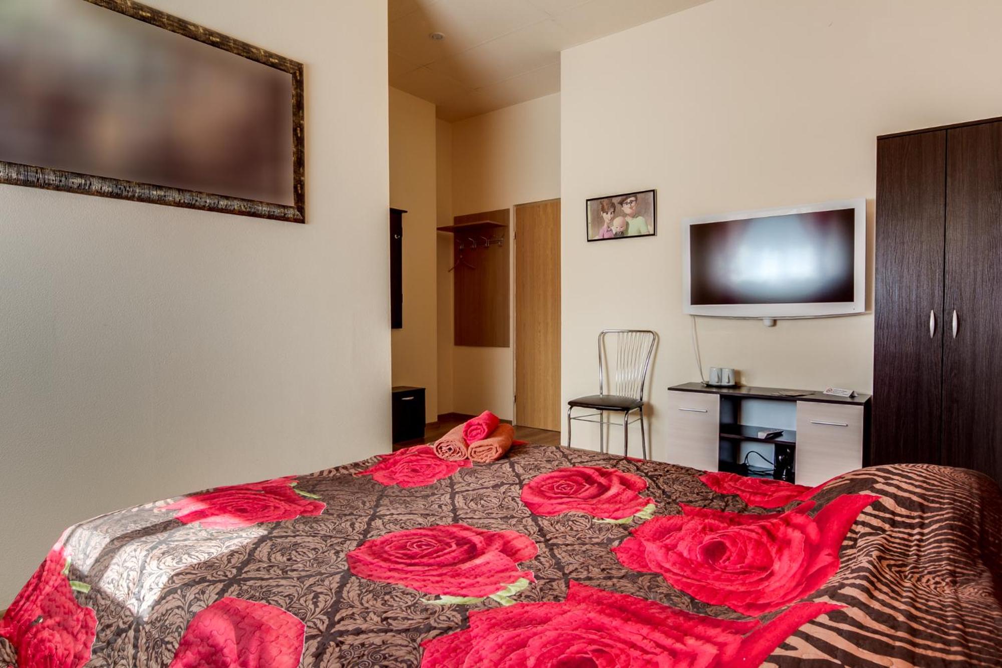 Double Room - Photo 3