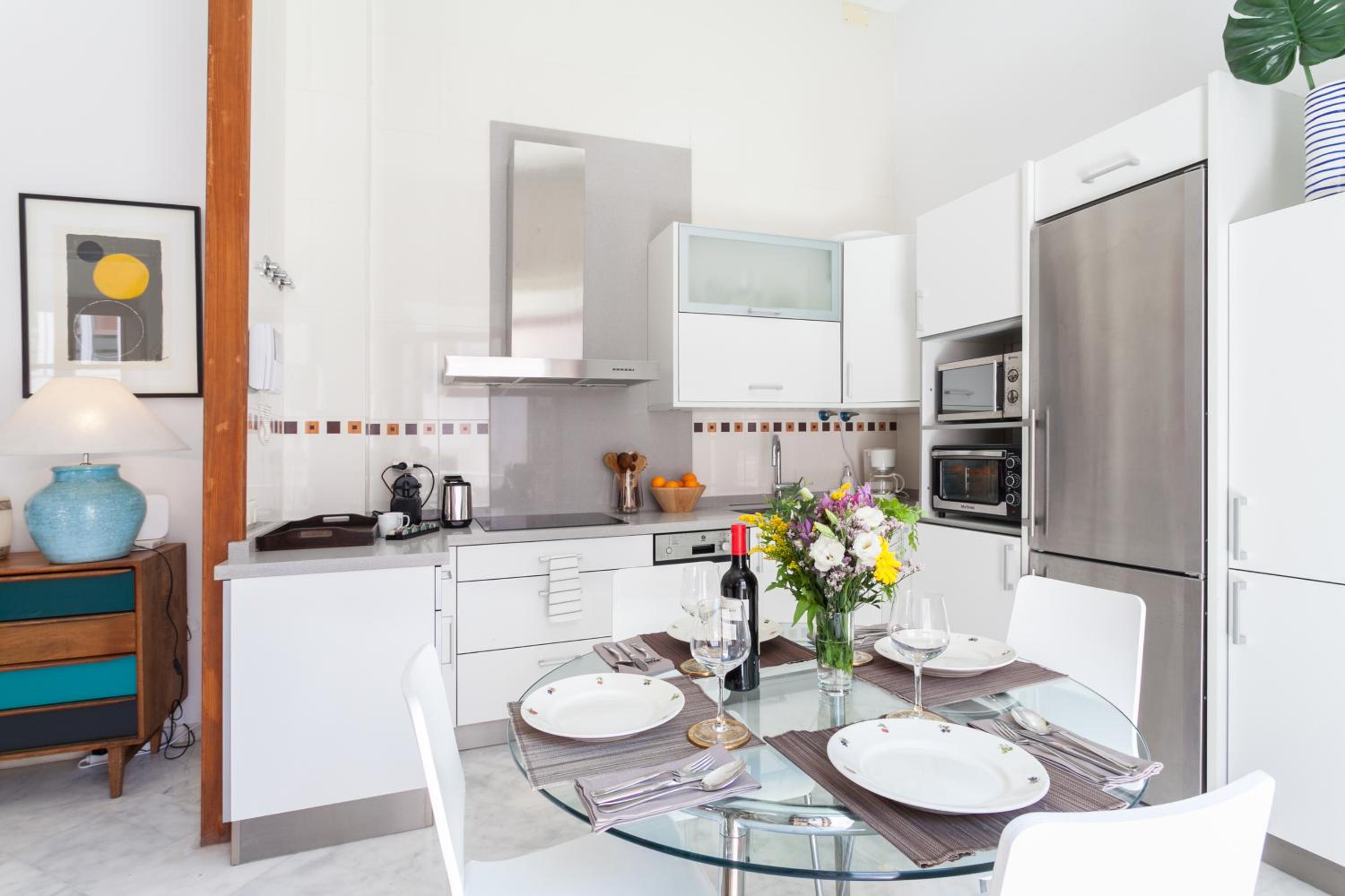 Apartment with Terrace - Photo 12