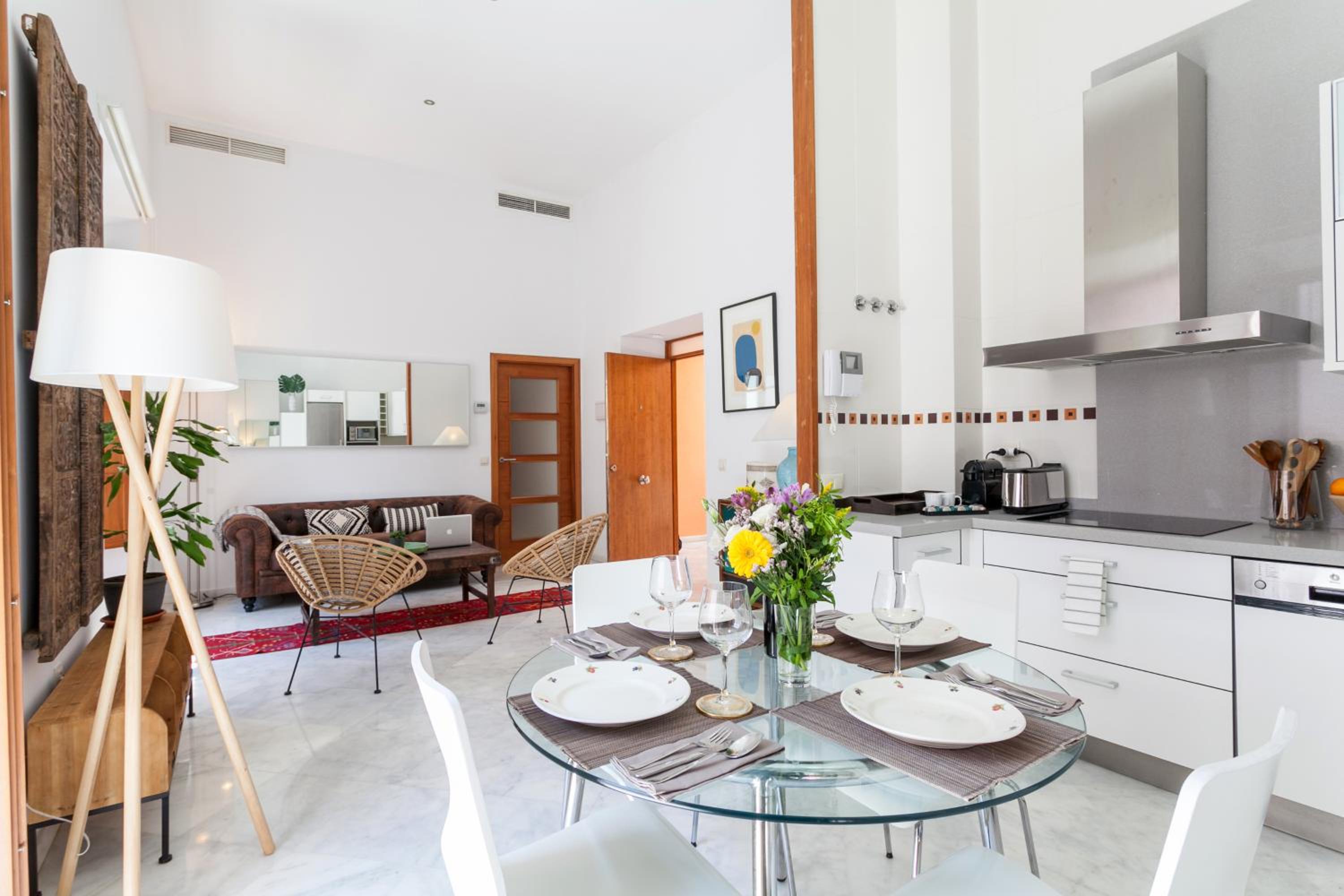 Apartment with Terrace - Photo 32