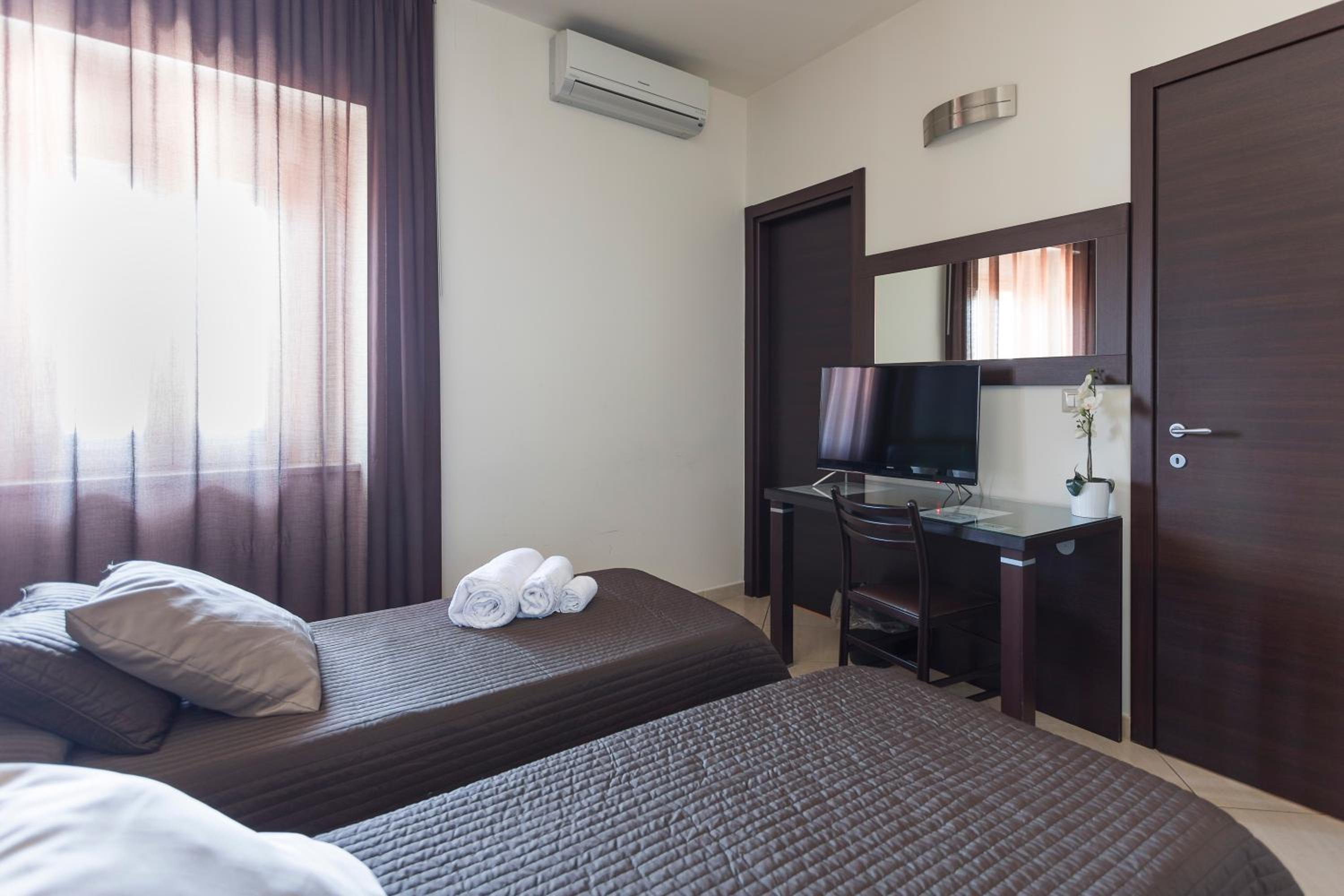 Double Room photo 2