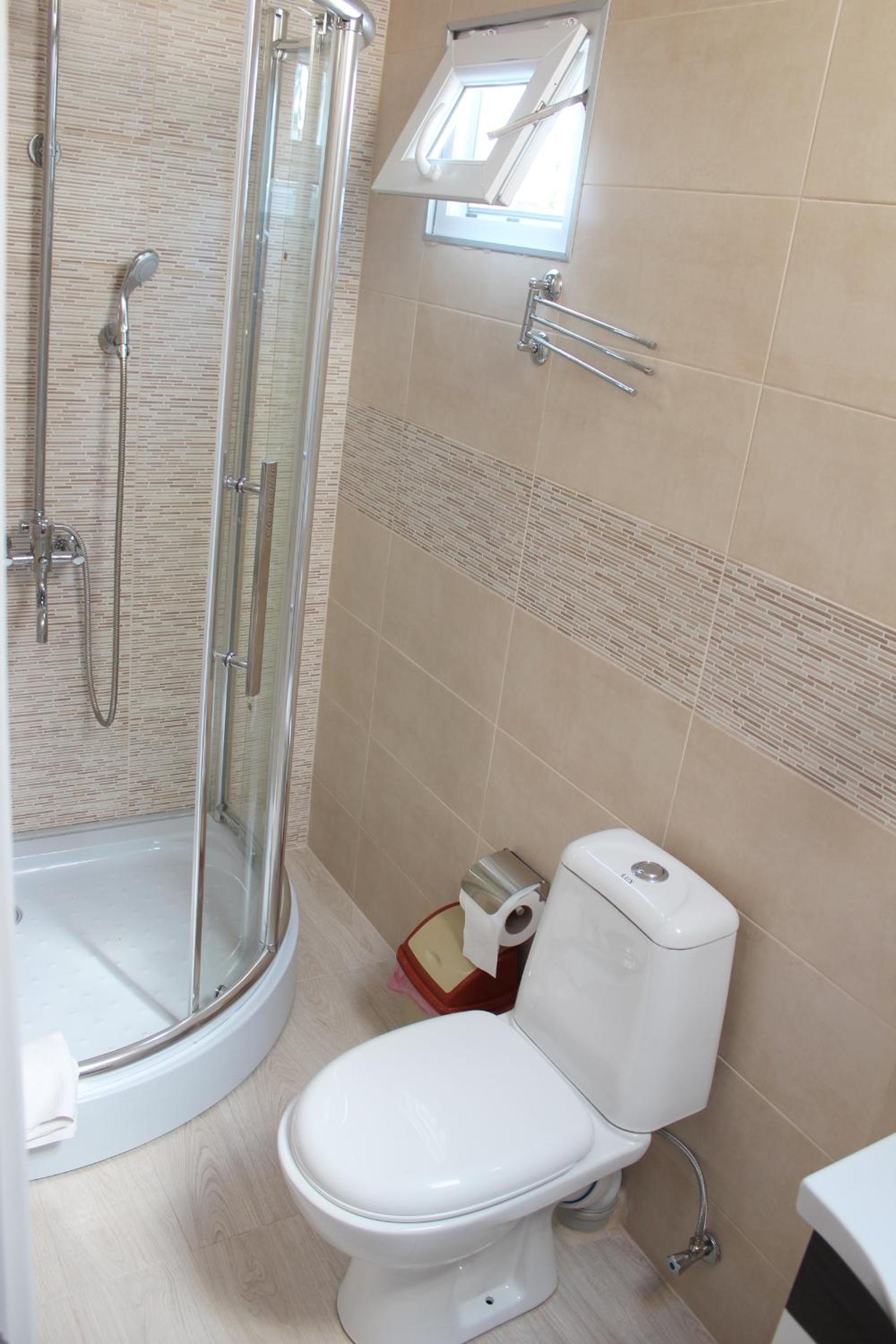 Standard Double Room - Photo 6