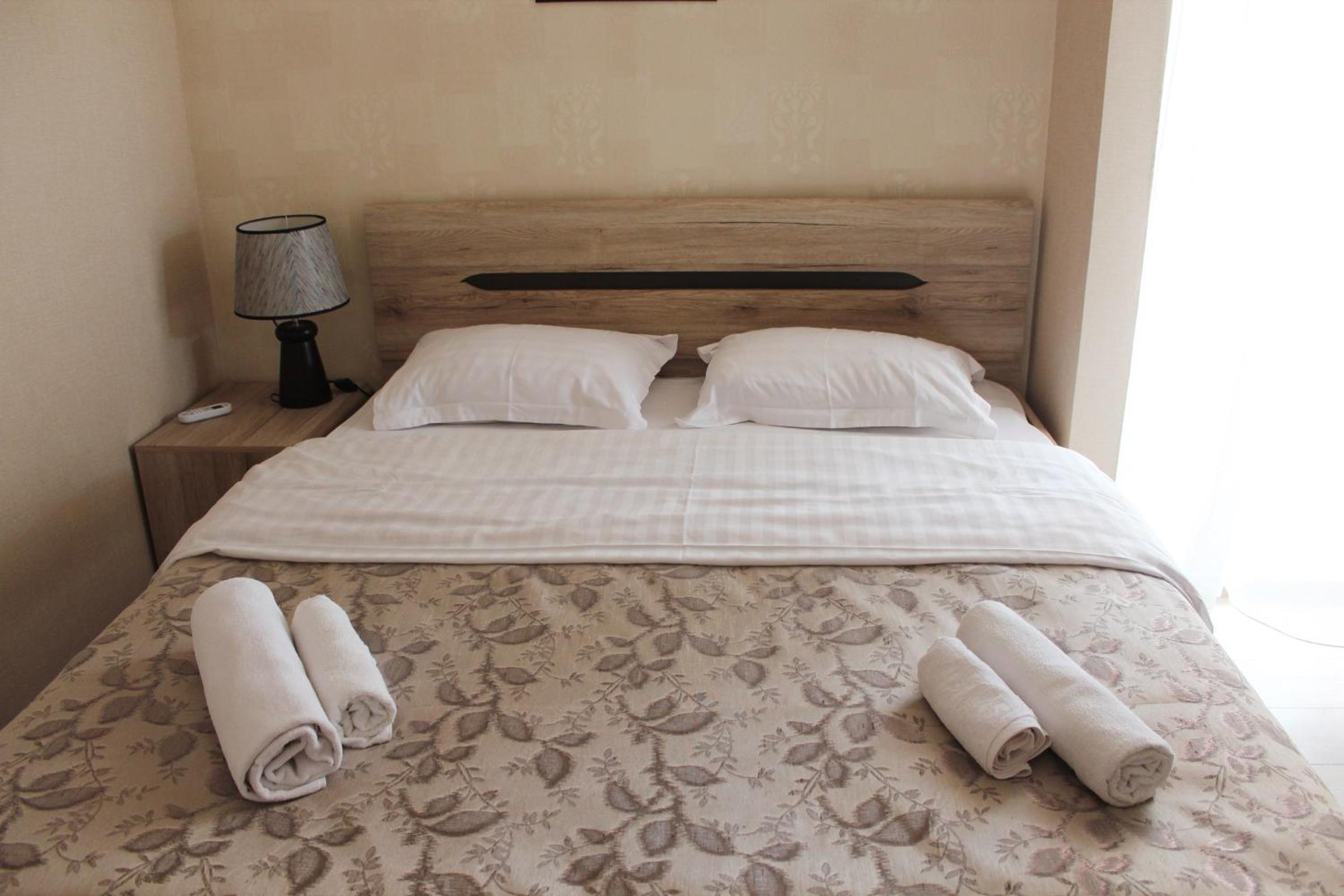 Standard Double Room - Photo 2