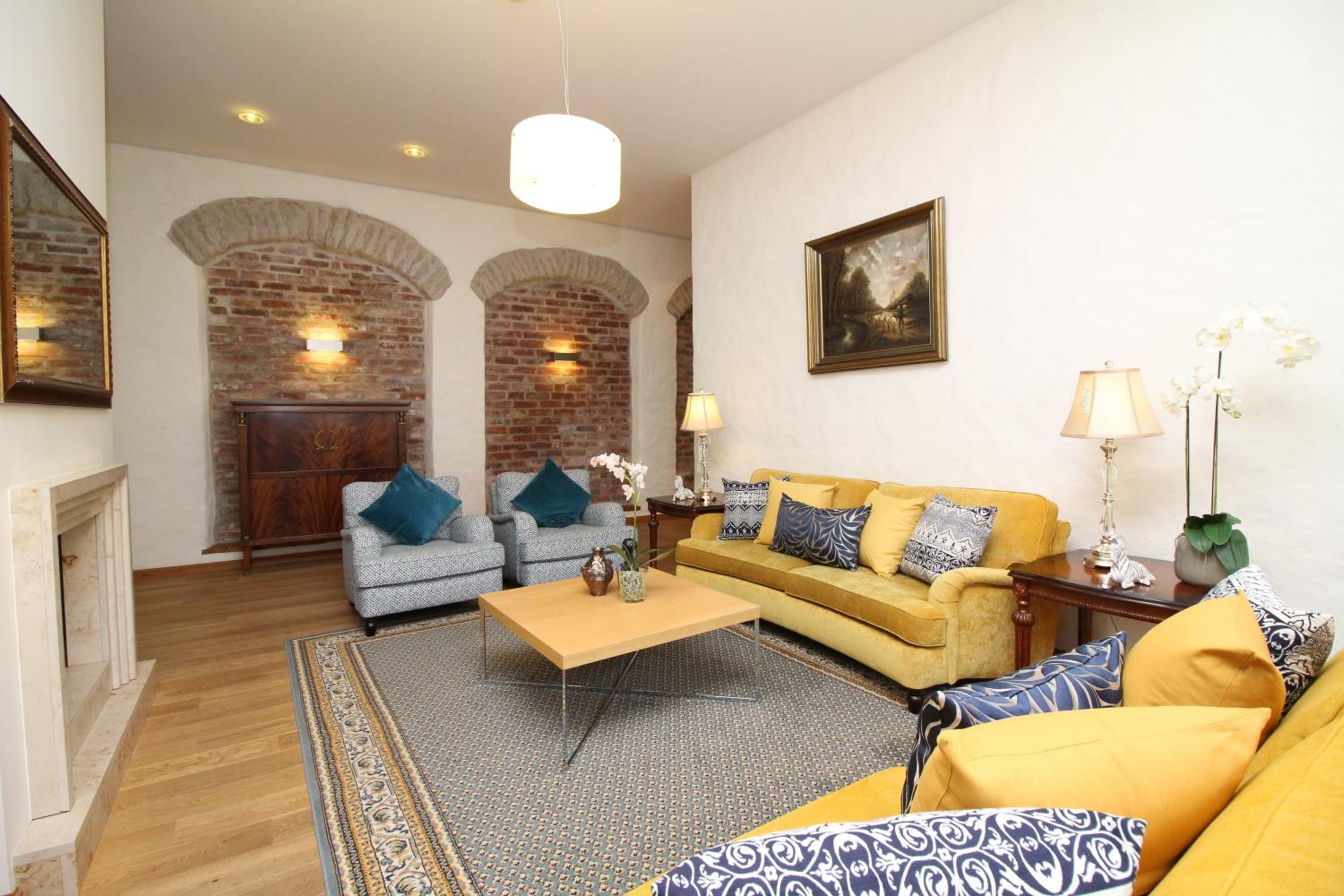 Three-Bedroom Apartment with Sauna - Toom Rüütli 12