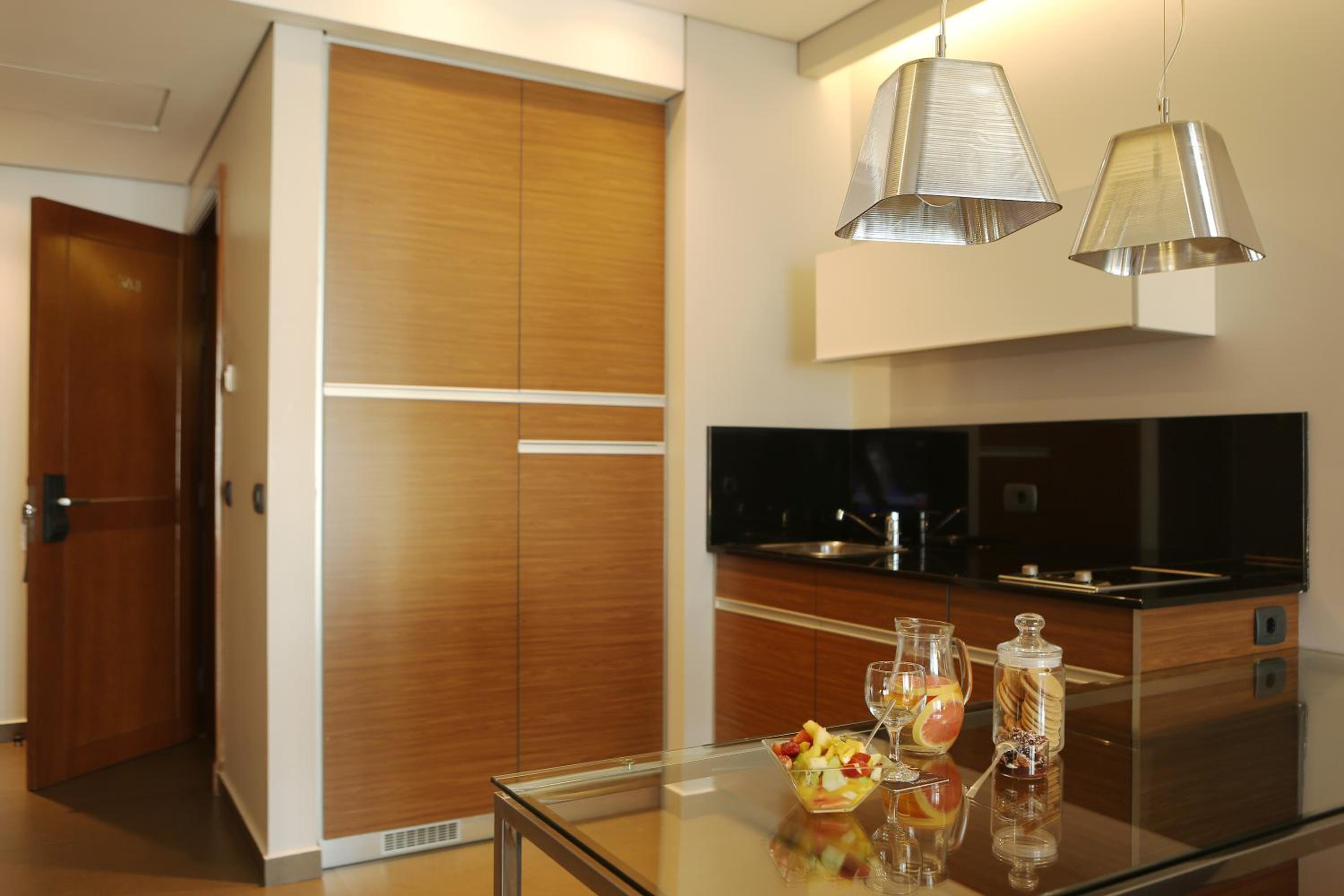 Two-Bedroom Suite - Photo 2