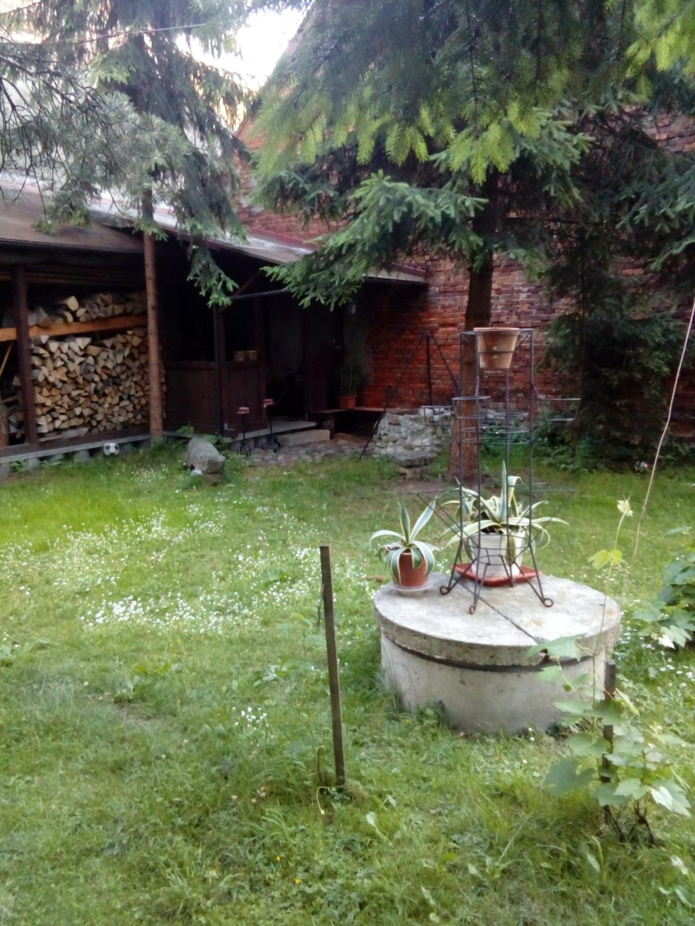Studio Apartment - Photo 25