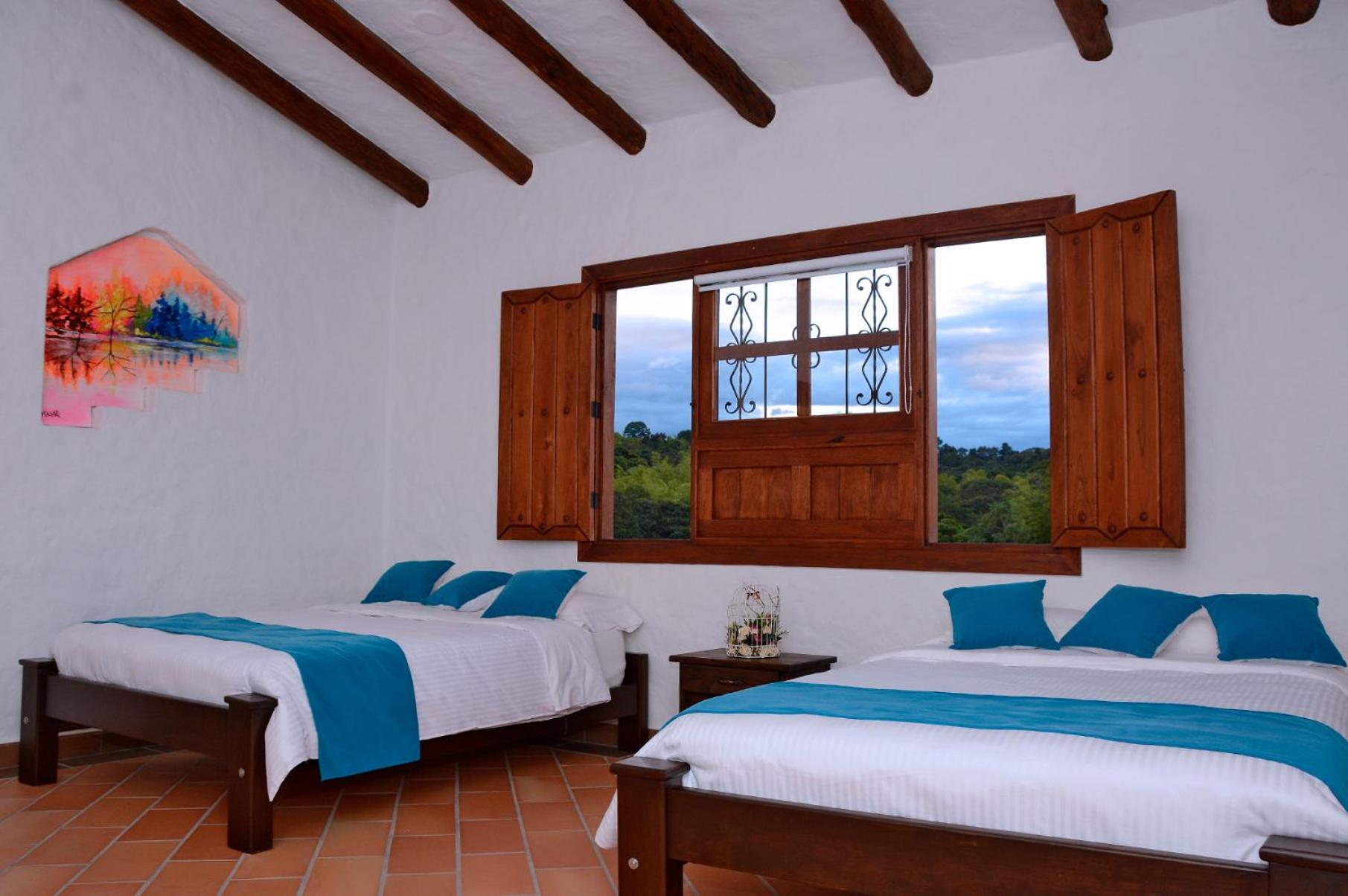 Superior Double Room with Two Double Beds photo 2