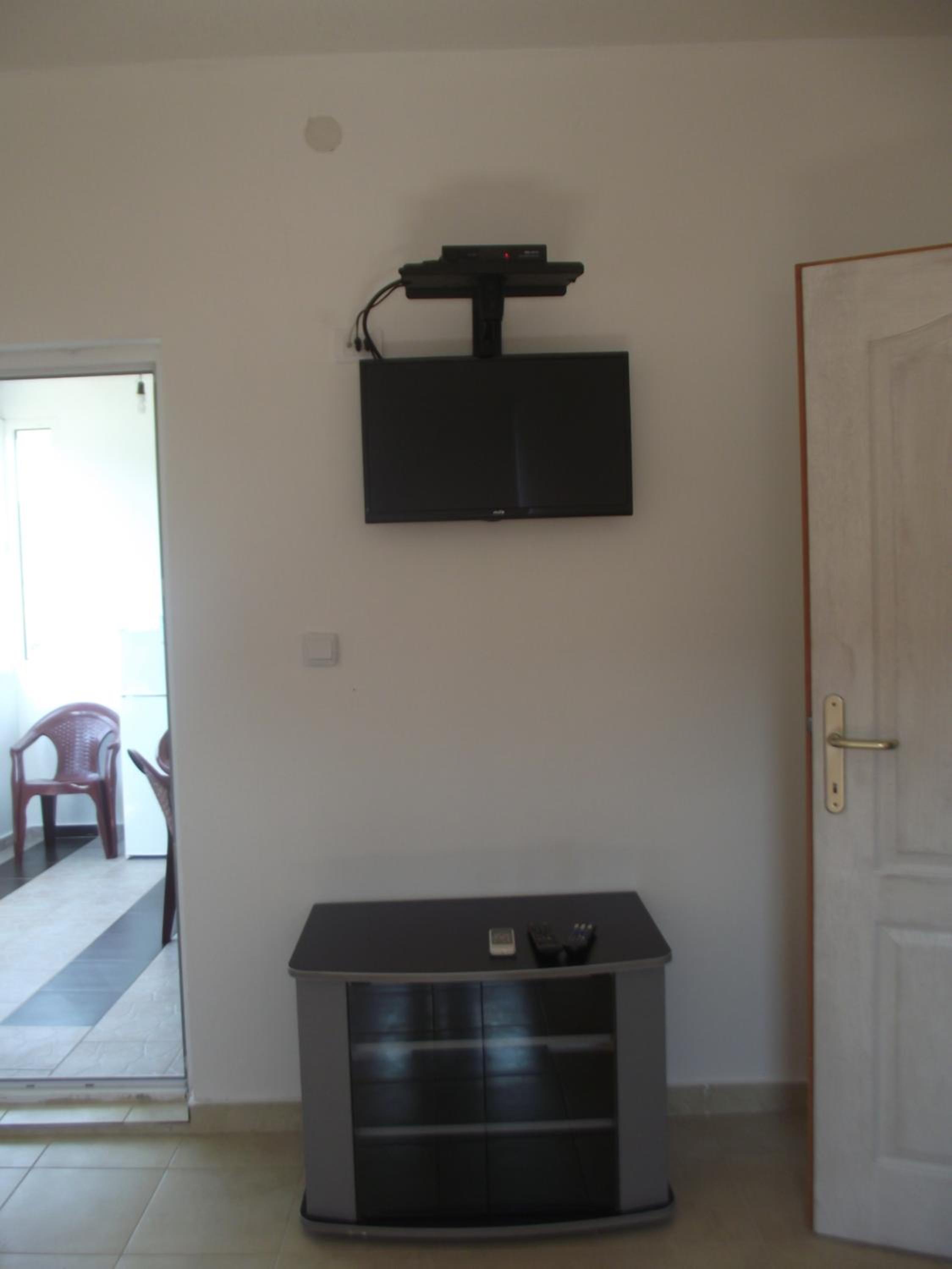Superior One-Bedroom Apartment