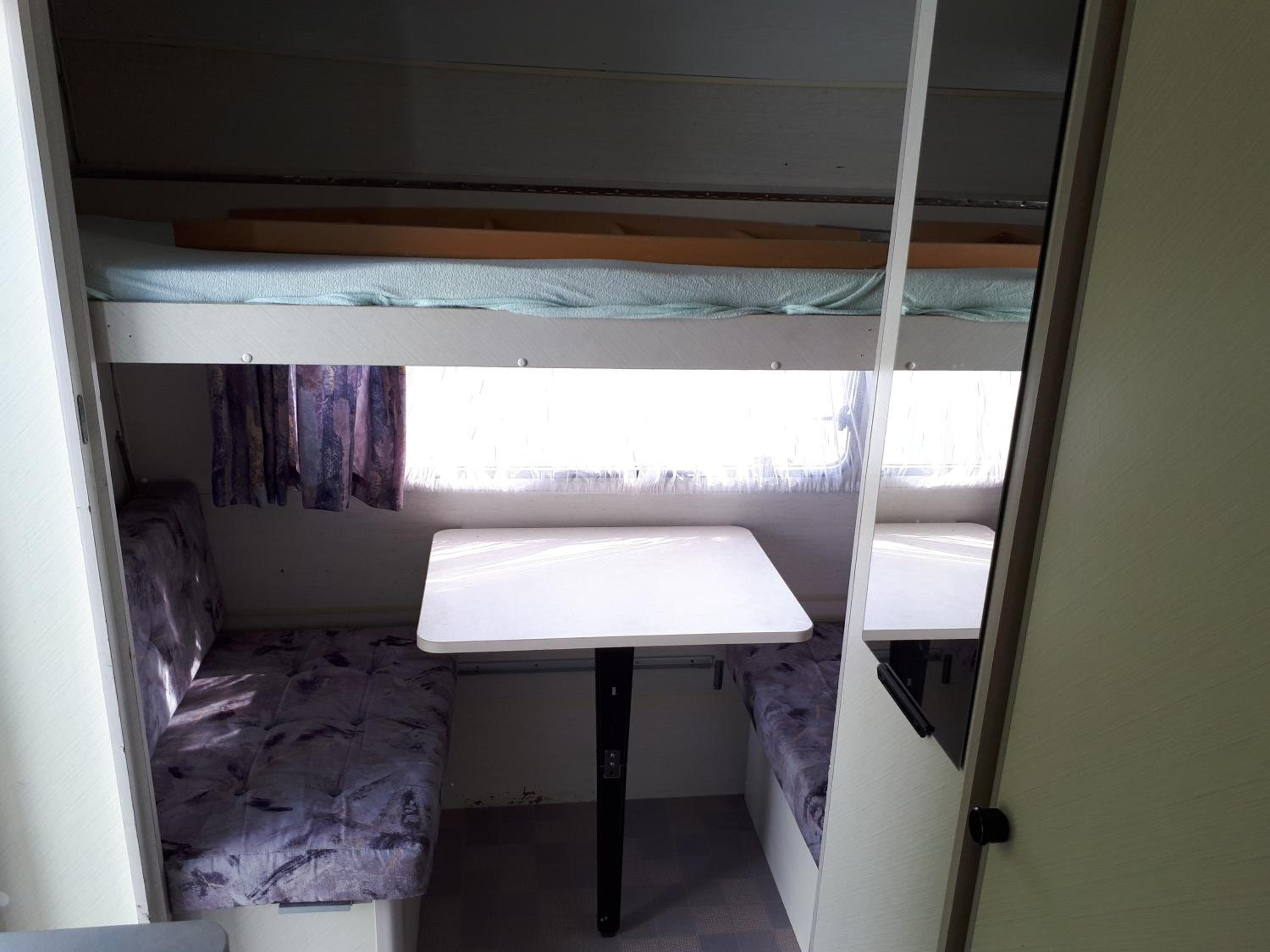 Caravan nr 4 photo 1