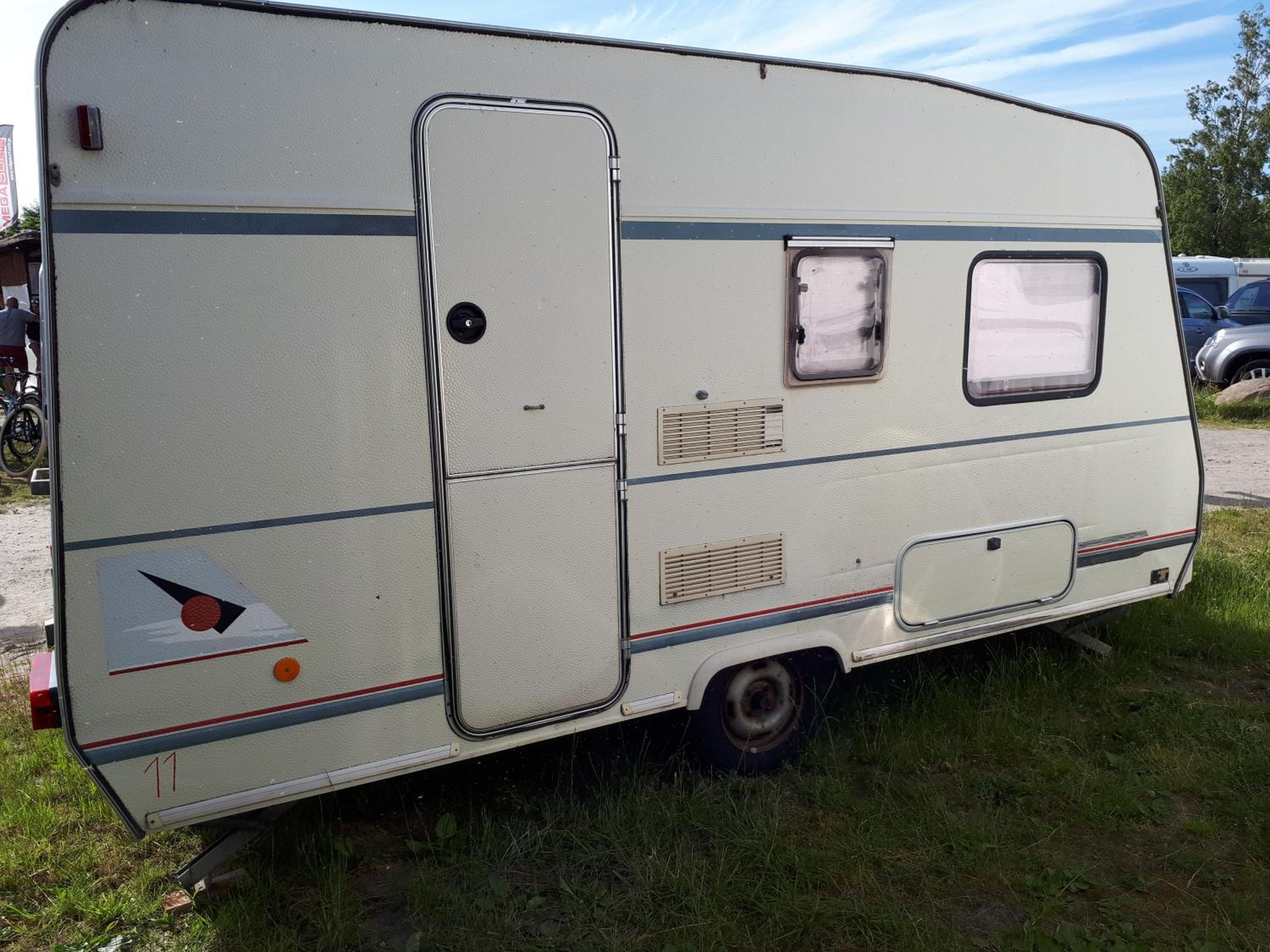 Caravan nr 4 photo 3