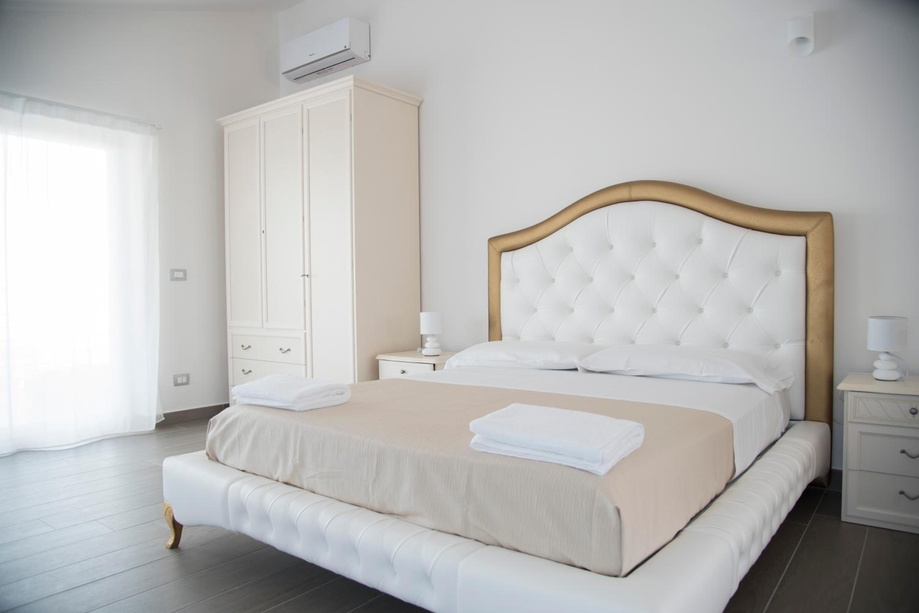 Suite with Terrace - Photo 1