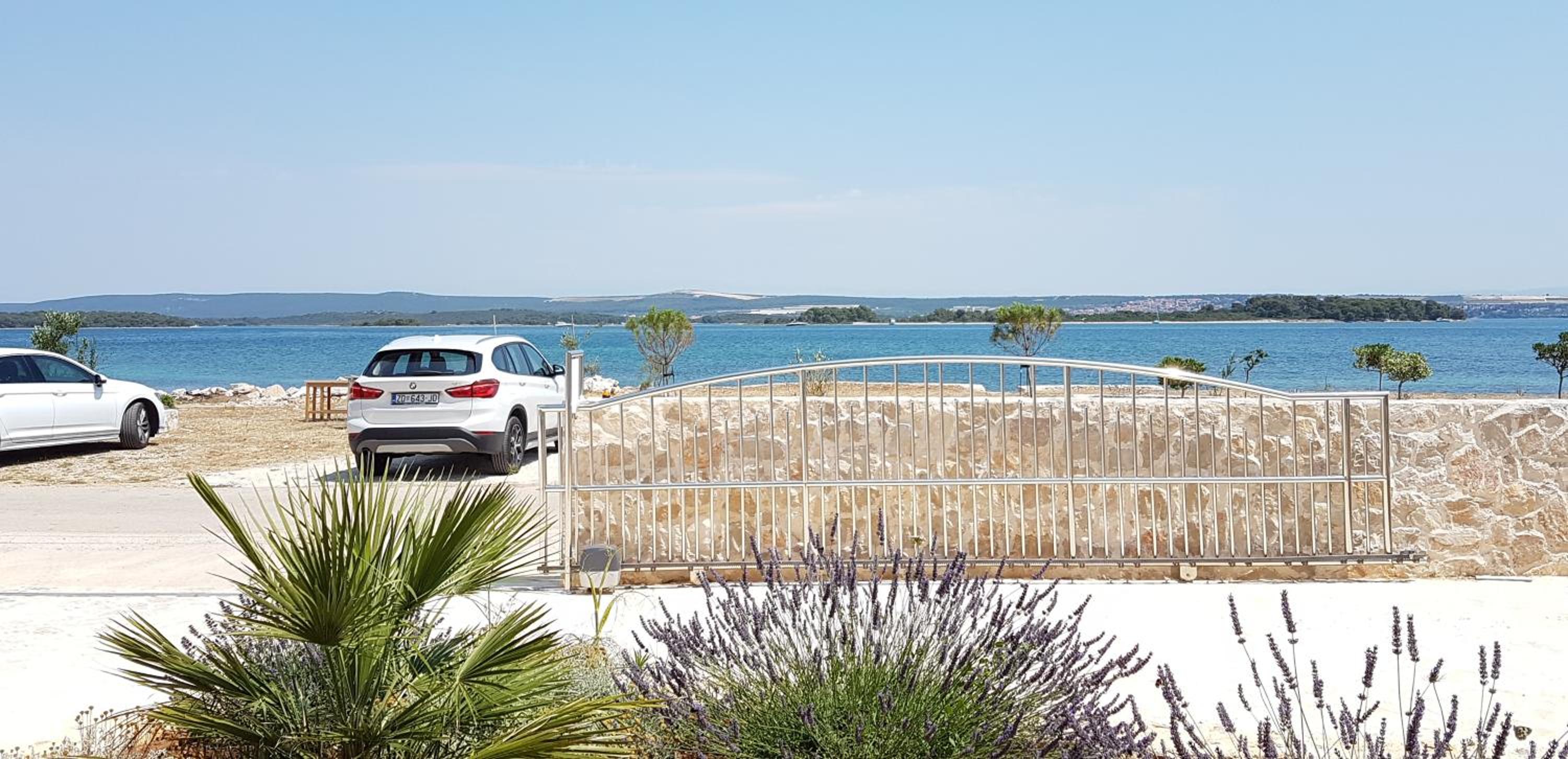 Apartment with Sea View photo 2