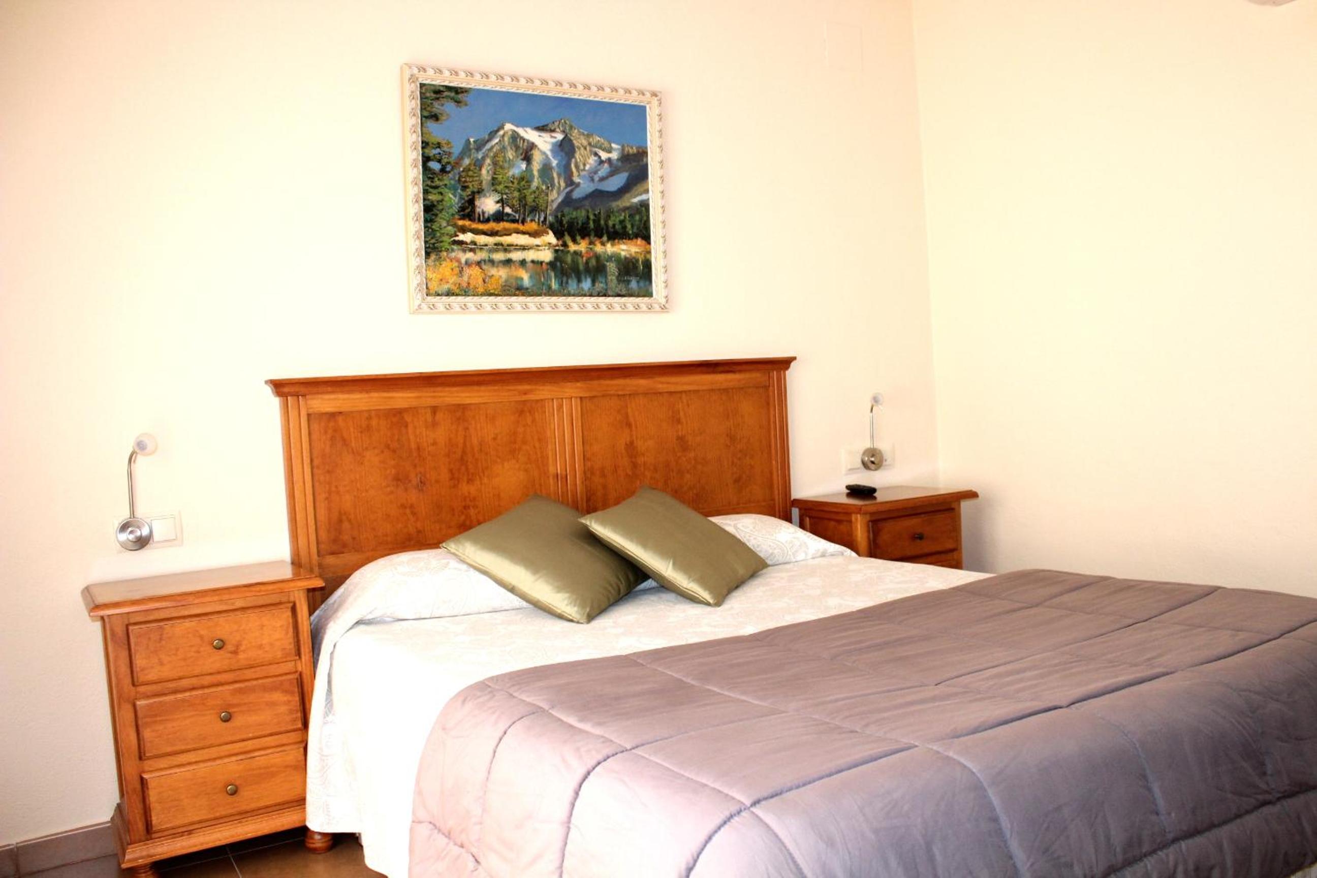 Double or Twin Room - Photo 14