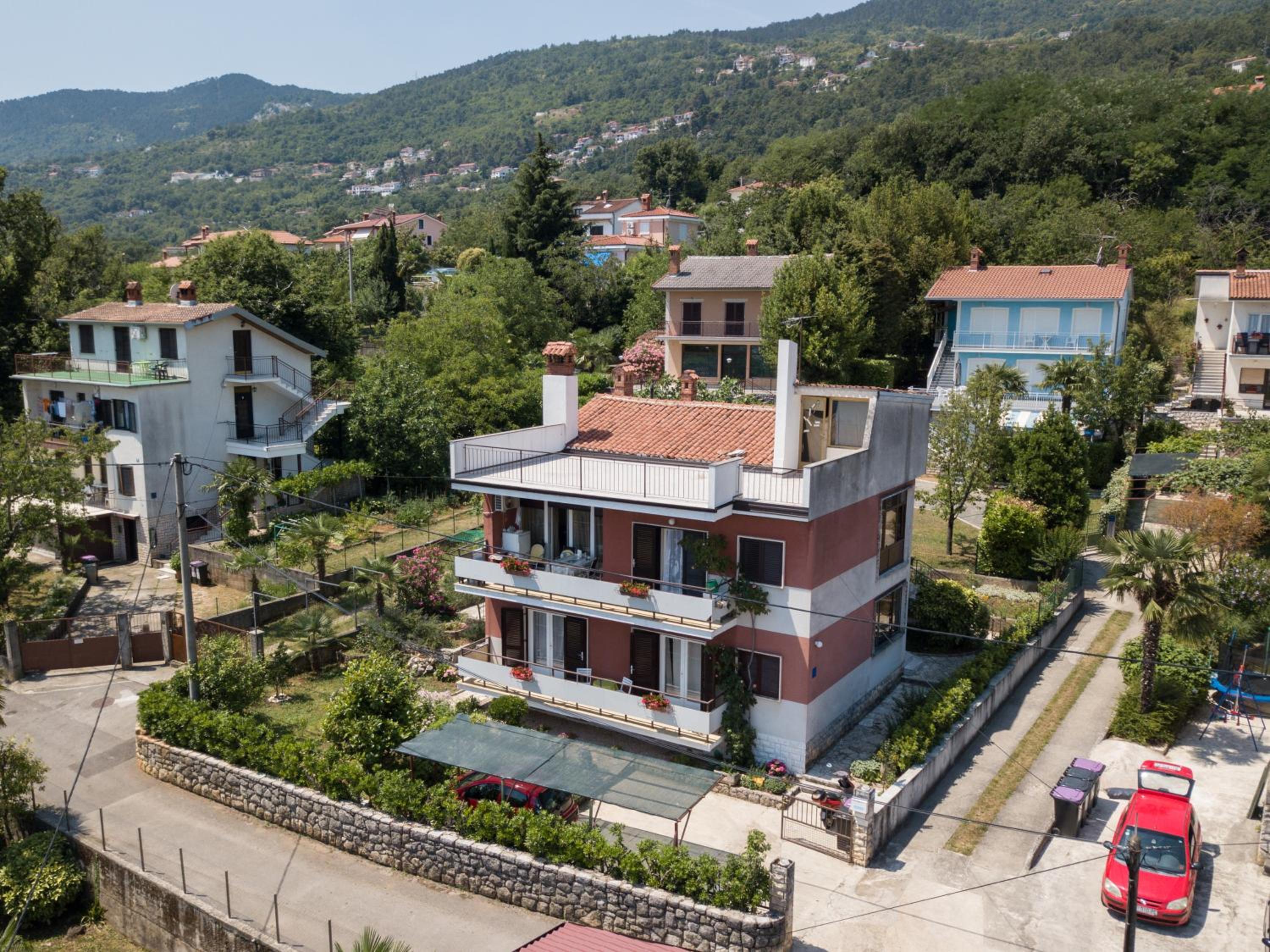 Two-Bedroom Apartment with Terrace photo 2