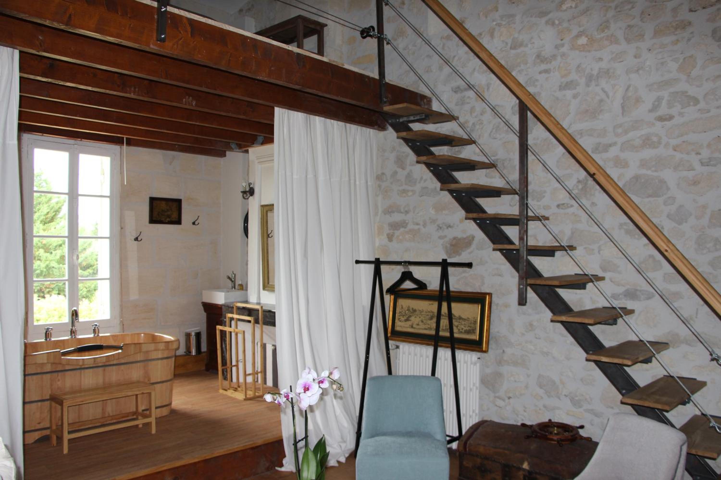 Four-Bedroom House photo 1