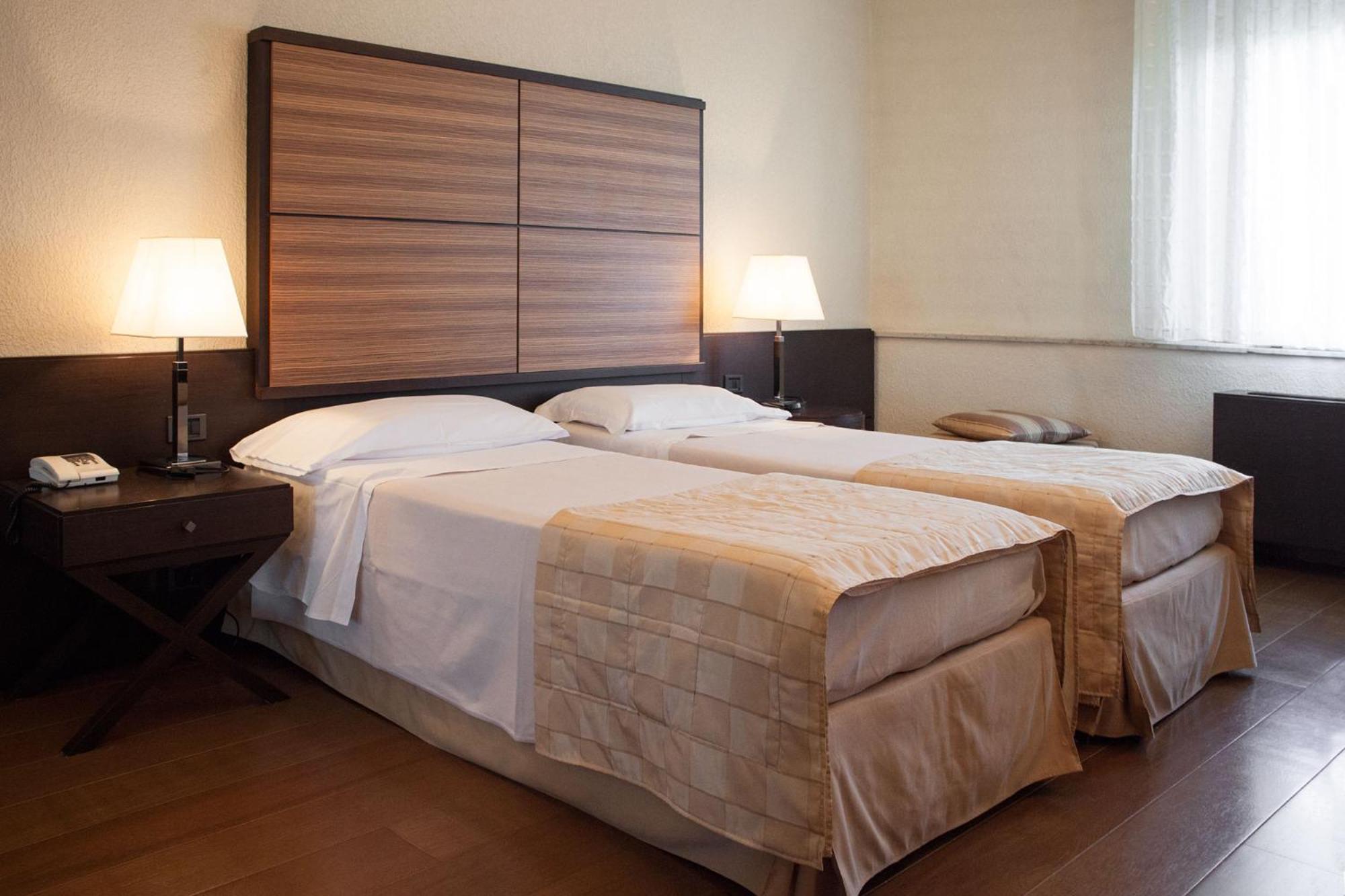 Twin Room photo 2