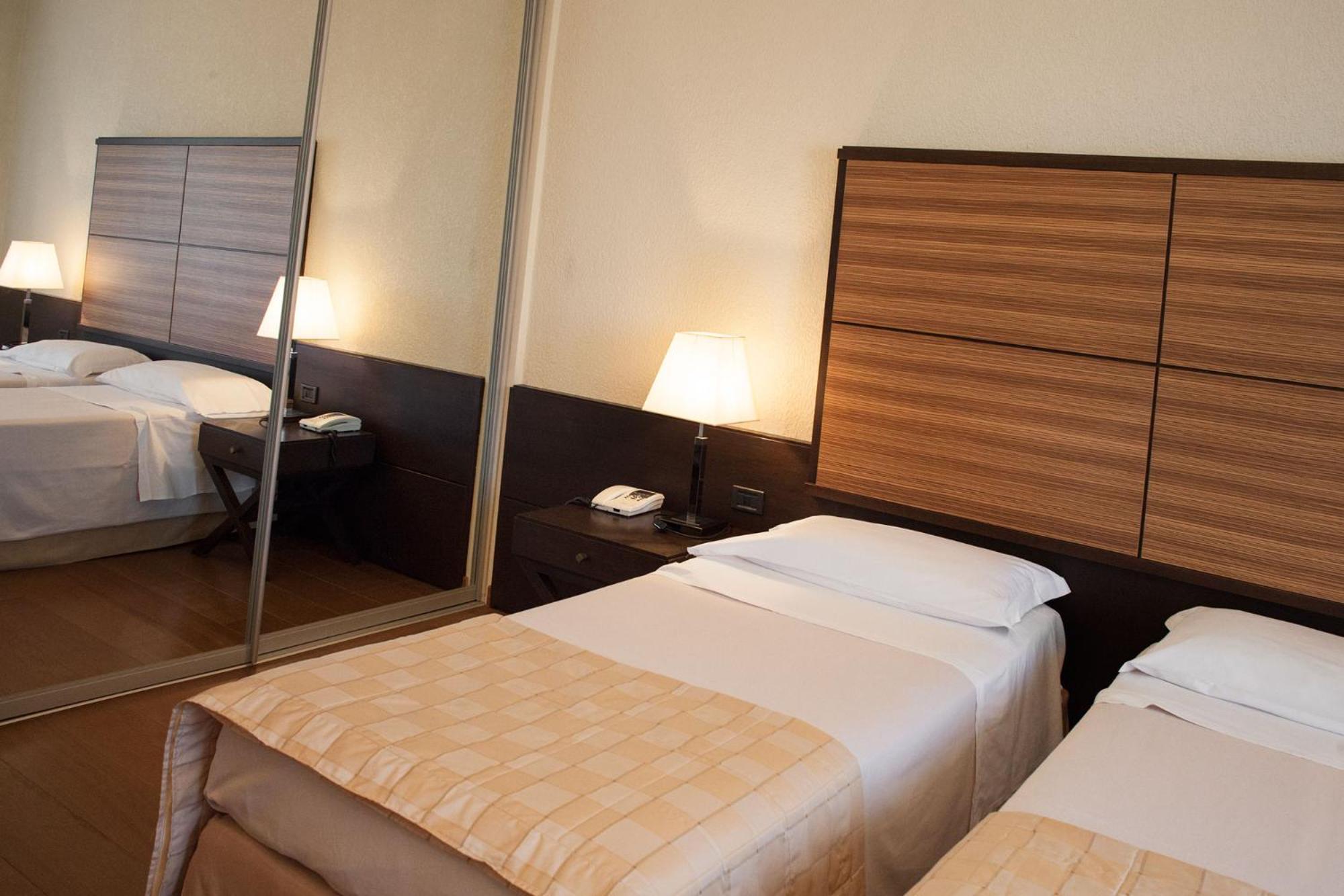 Twin Room photo 1