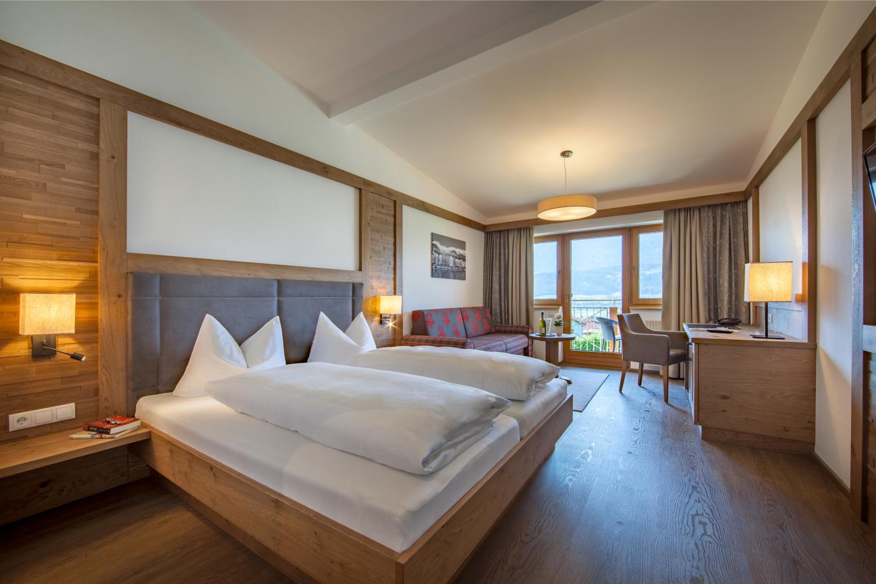 Superior Double Room with Balcony photo 1