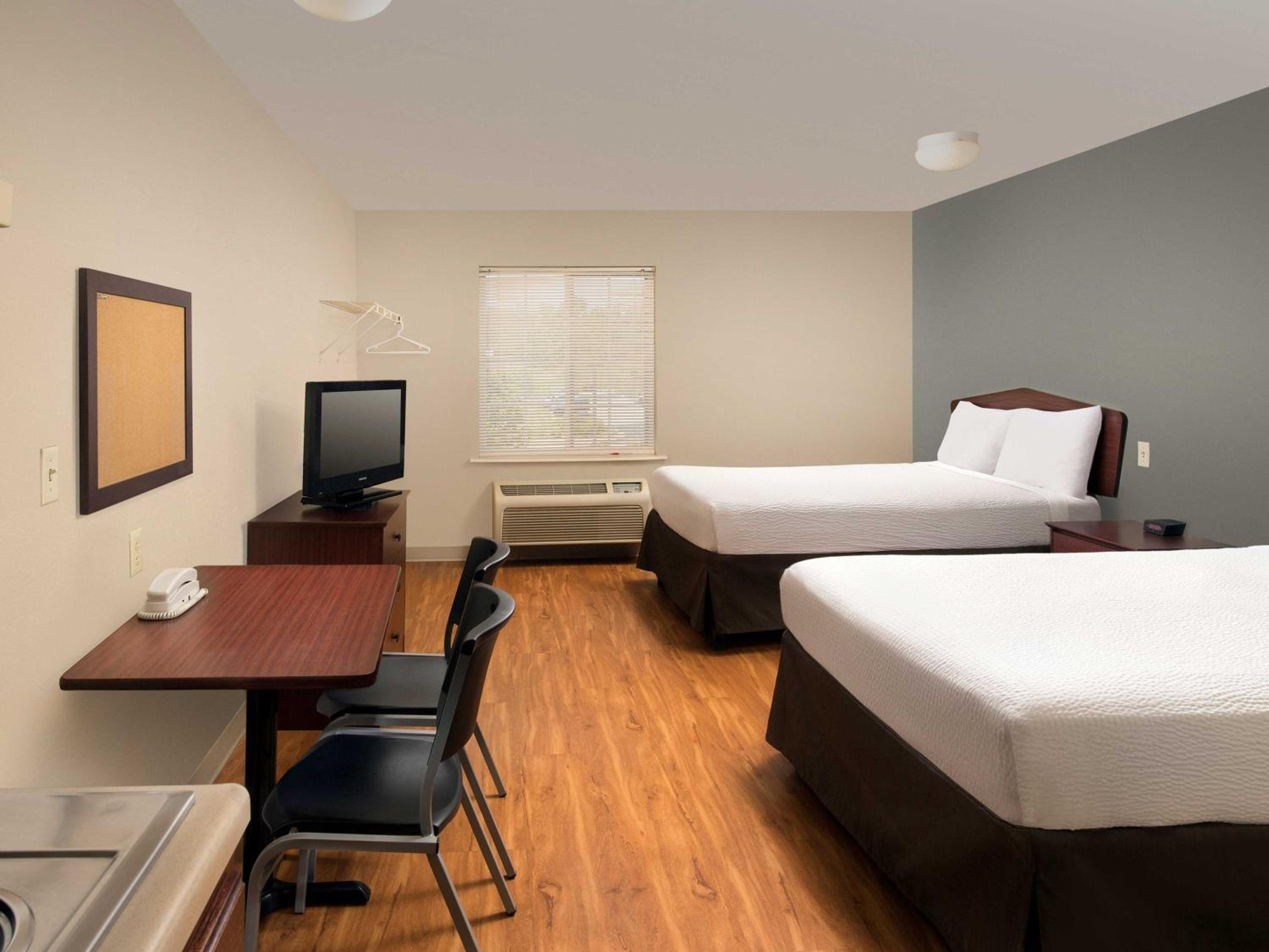 Double Room with Two Double Beds - Non-Smoking photo 1