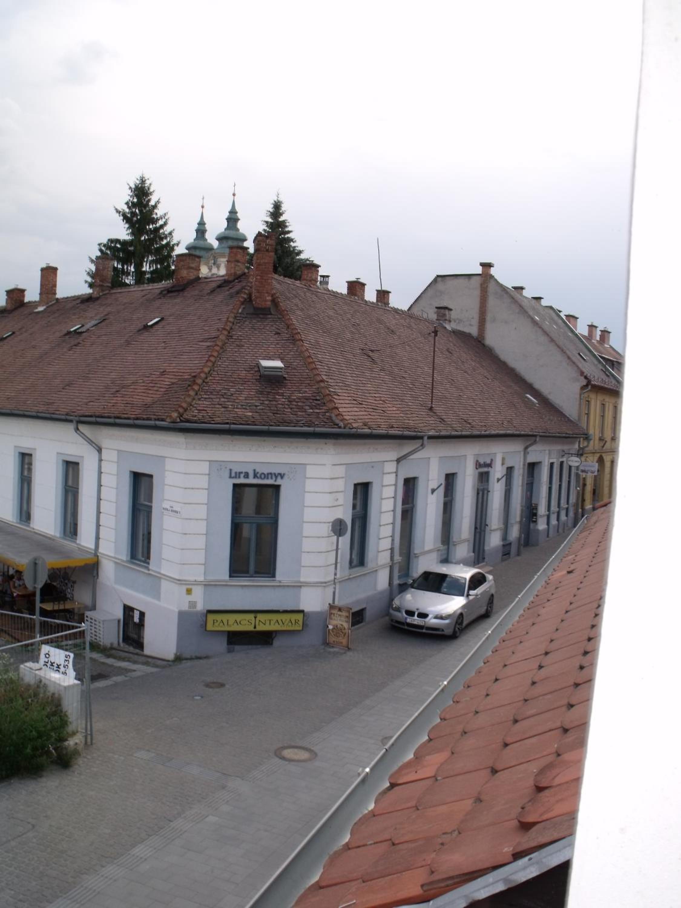 Apartment - Photo 13