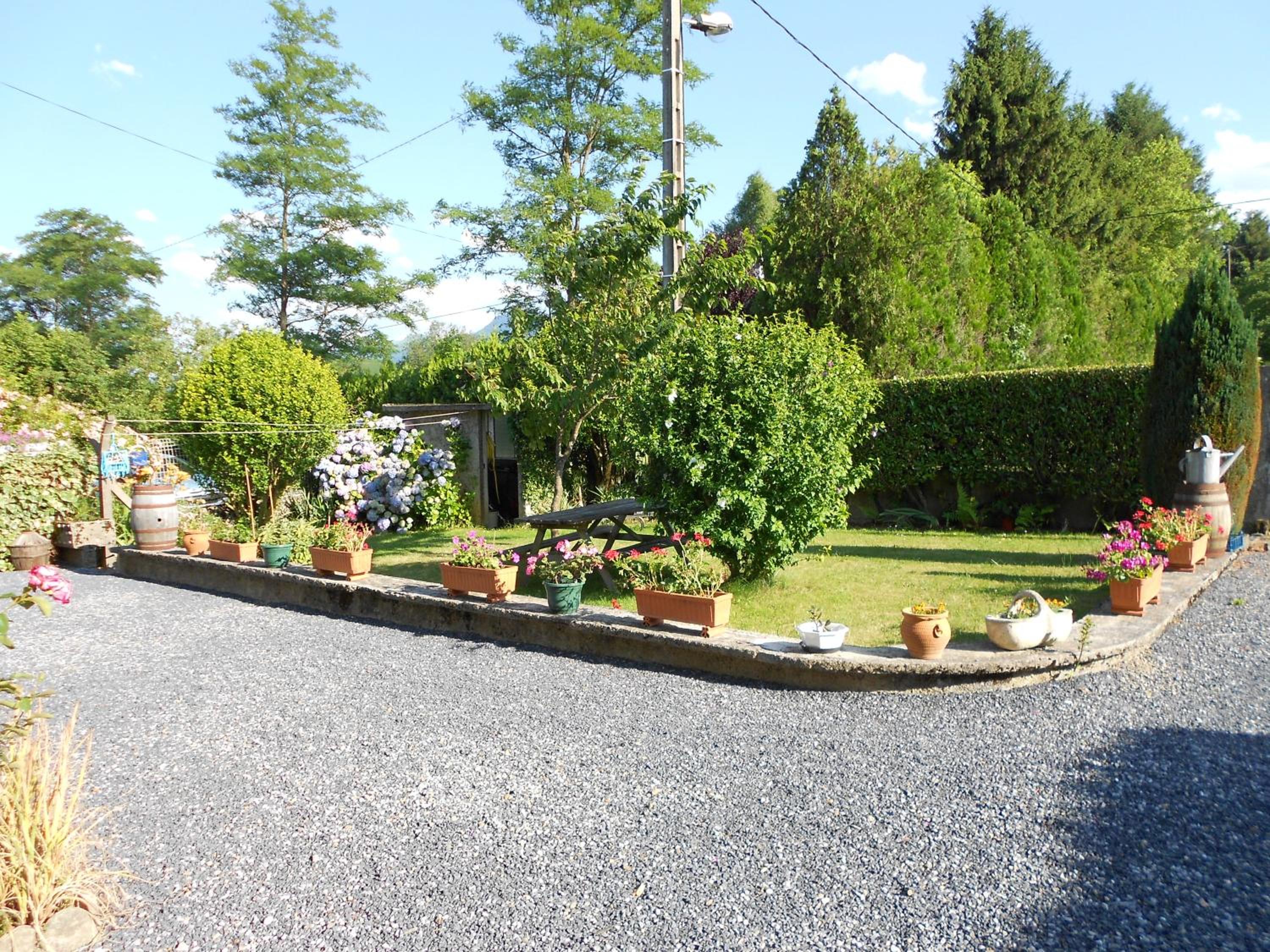 Apartment with Garden View - Photo 19