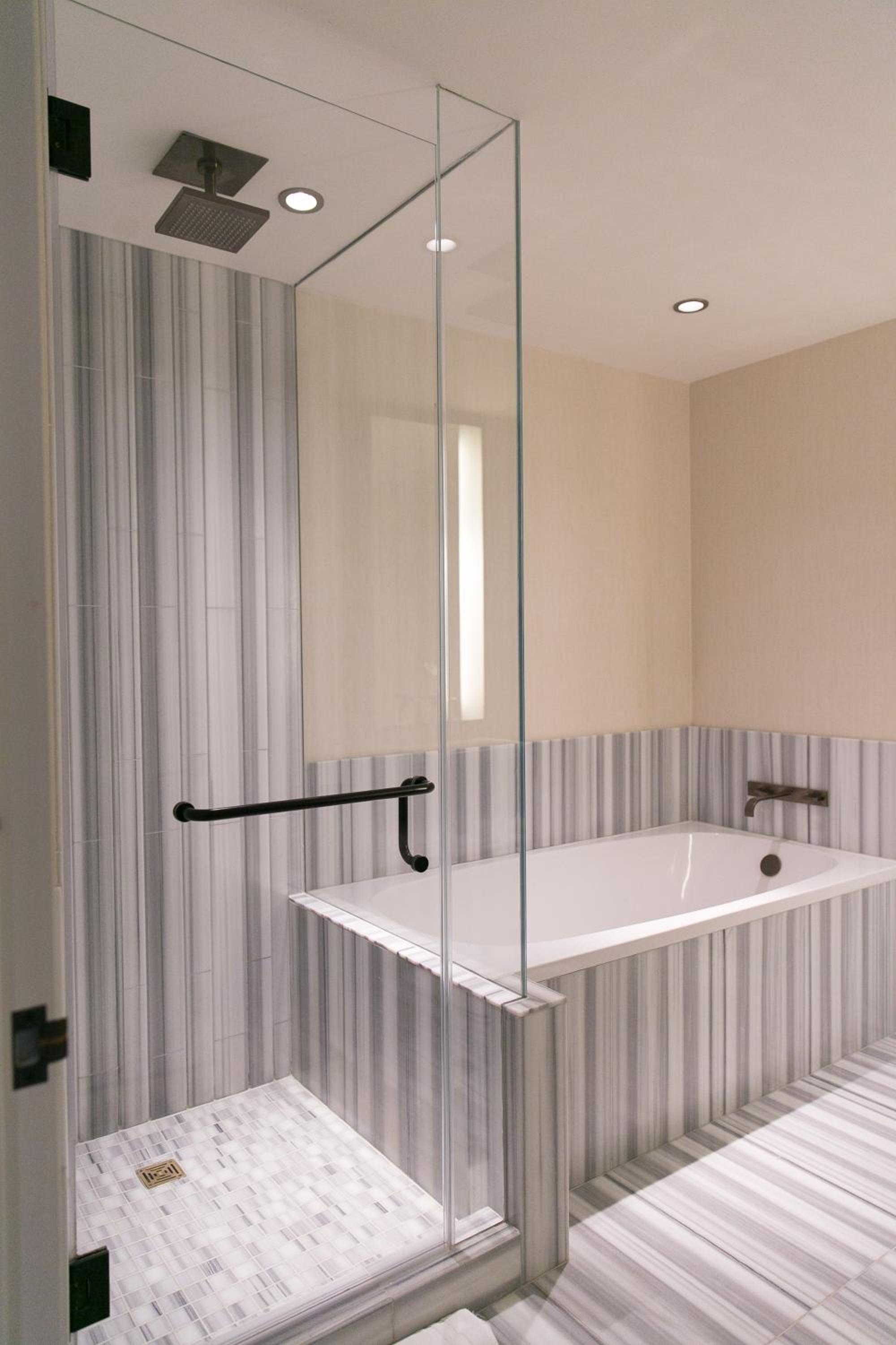 Hudson Square King Room