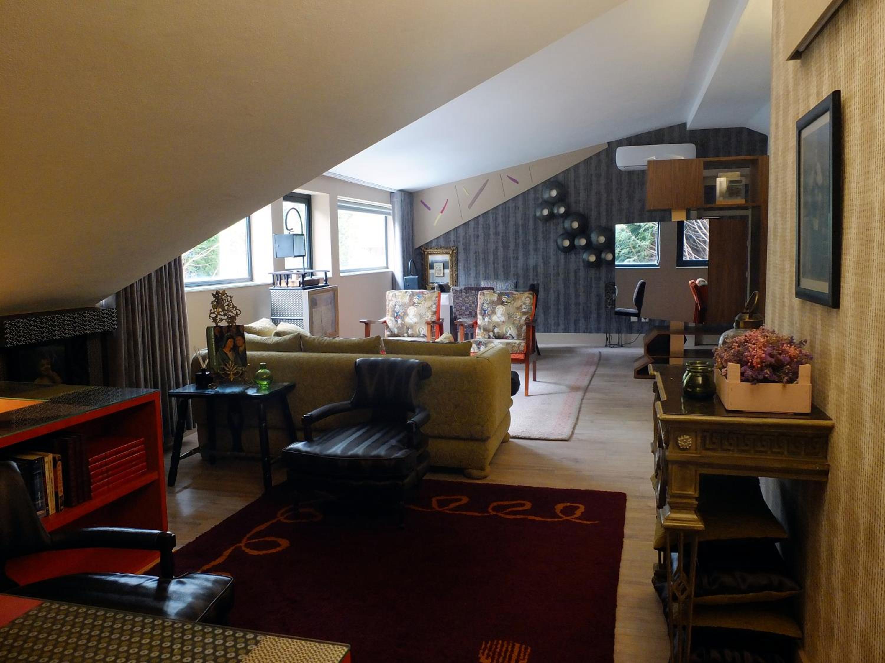 Three-Bedroom Villa - Photo 1