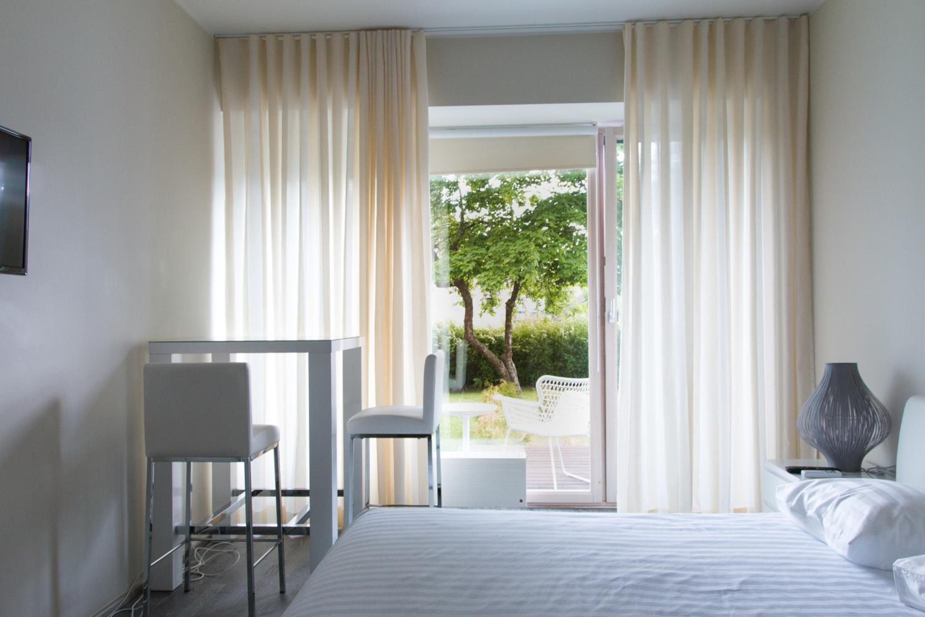 Studio Apartment with Terrace