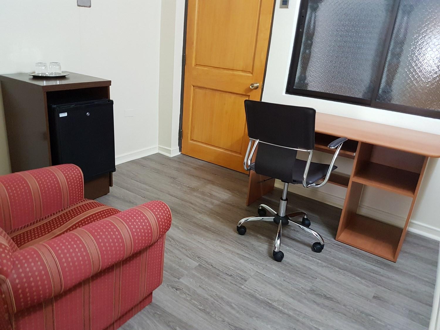 Standard Twin Room photo 2