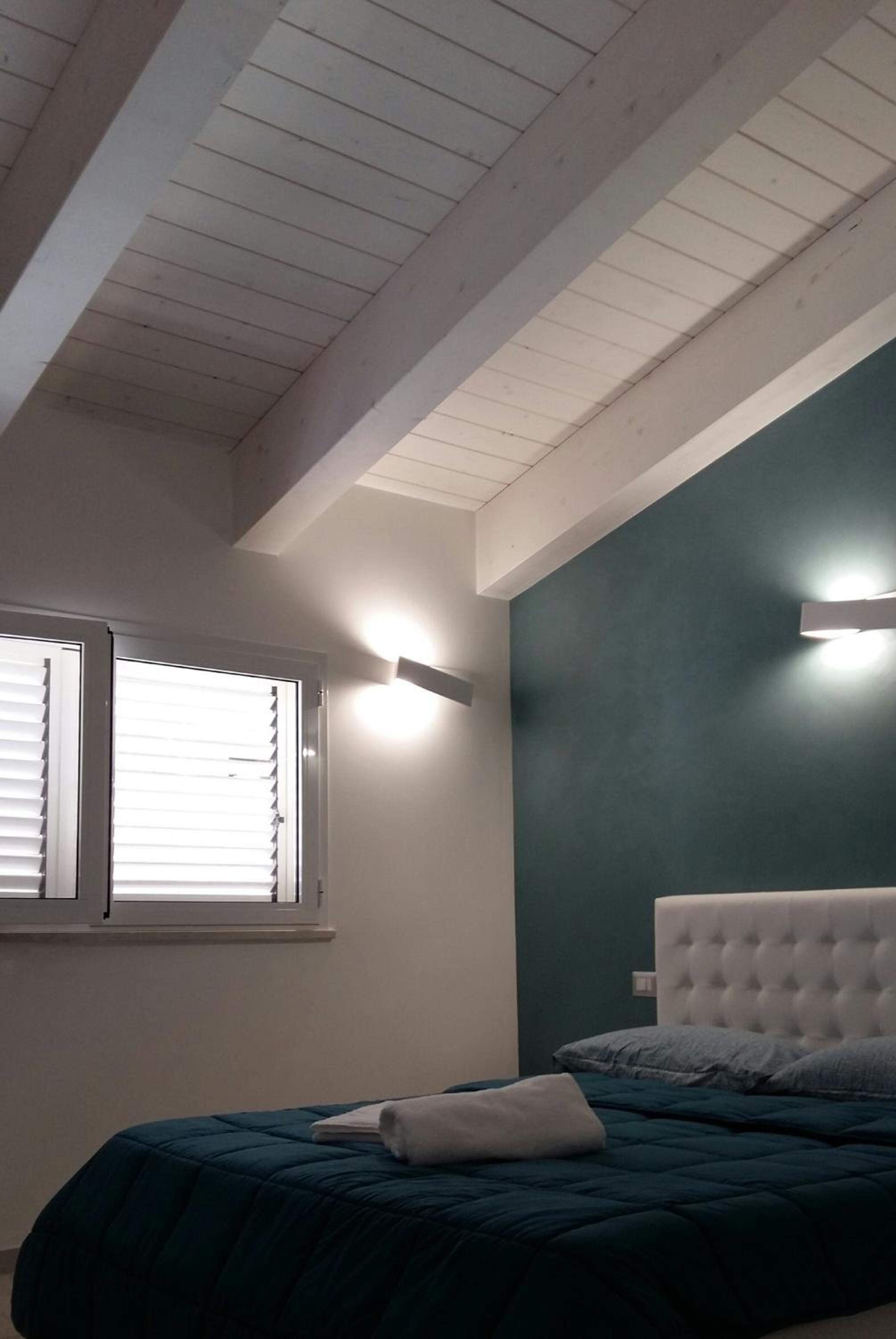 Superior King Room - Photo 2