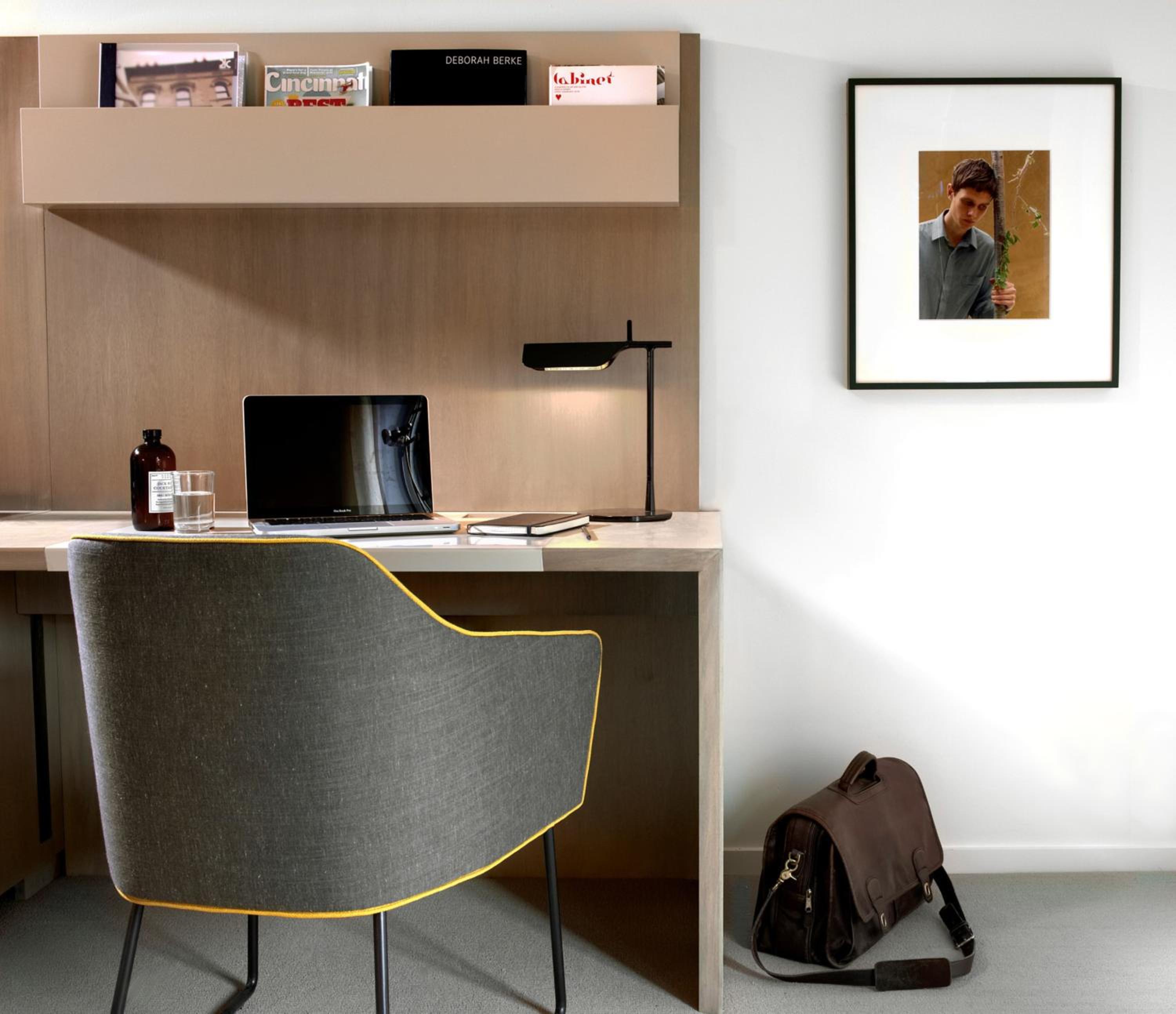 Luxury King Room - Photo 2