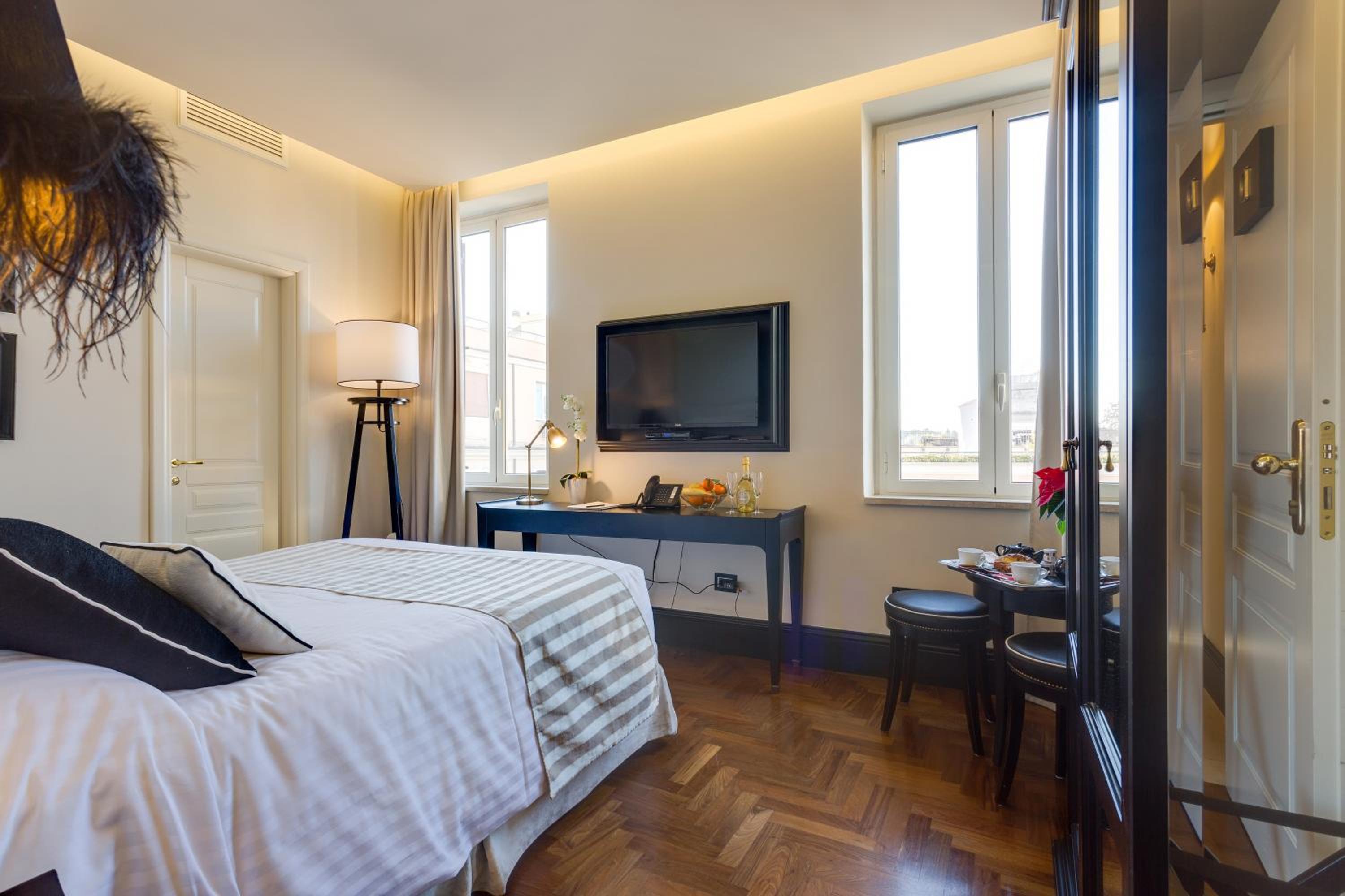 Superior Double Room - V. Capo d'Africa 26 photo 3