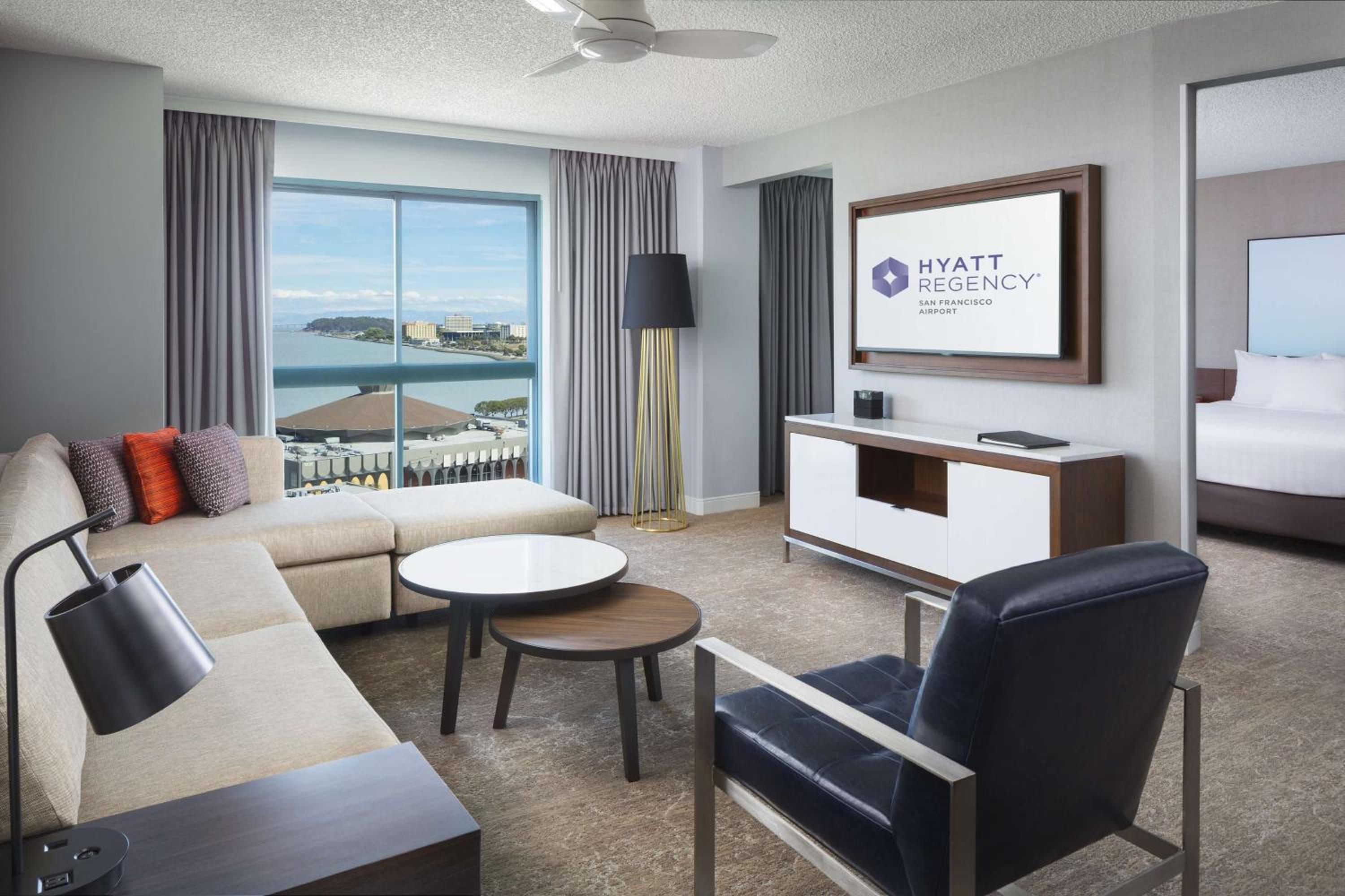 Suite with Bay View photo 2