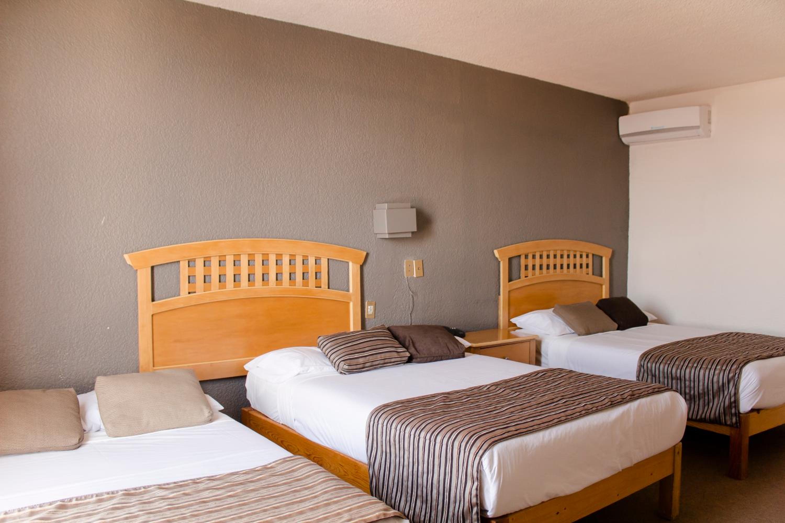 Standard Triple Room photo 1