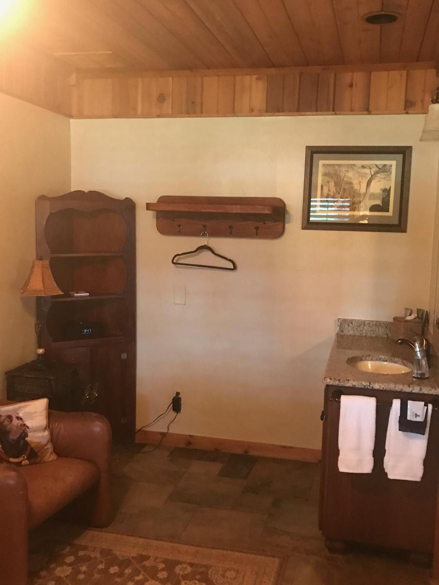 Standard Suite