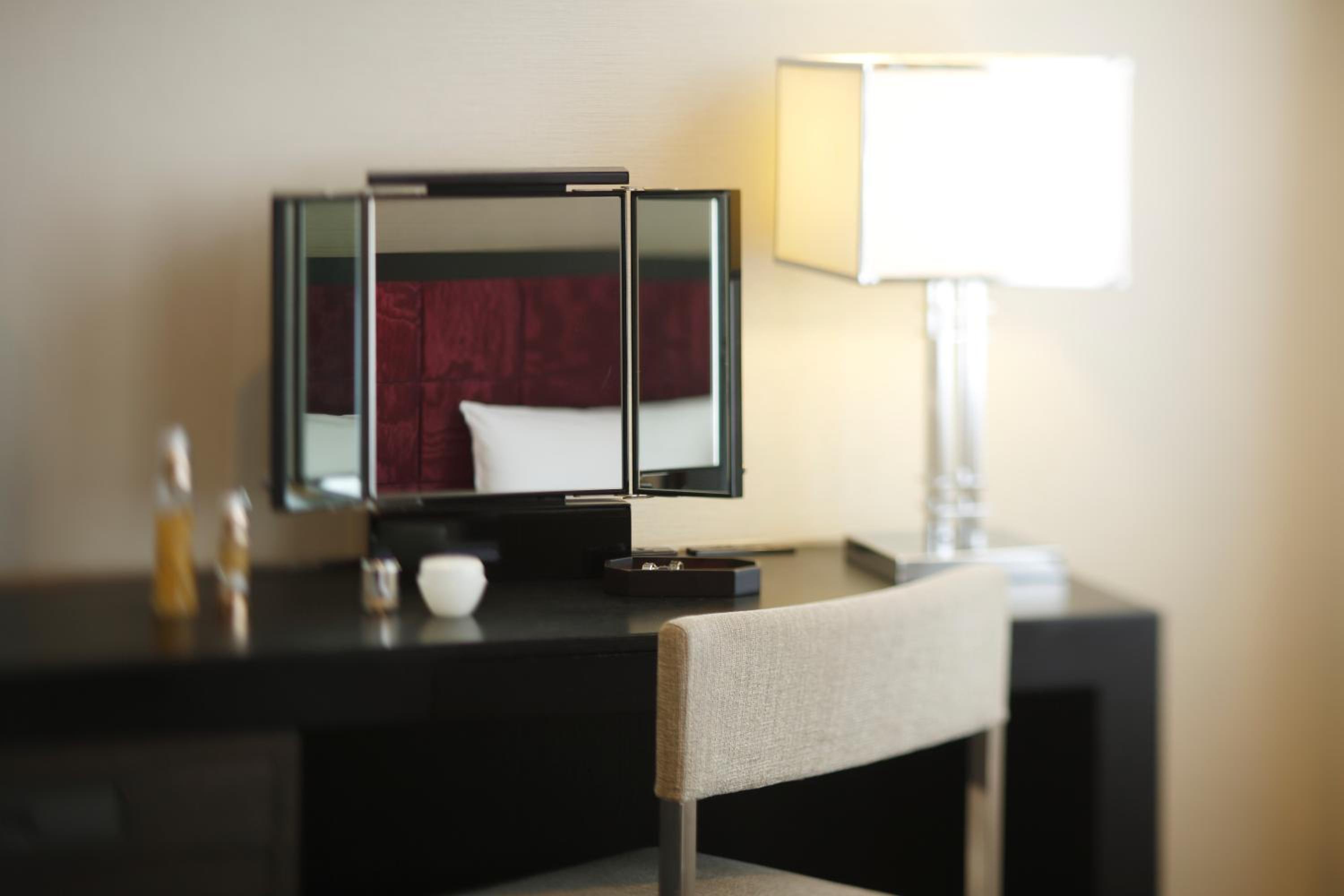 Stylish Twin Room - Non-Smoking - Photo 8