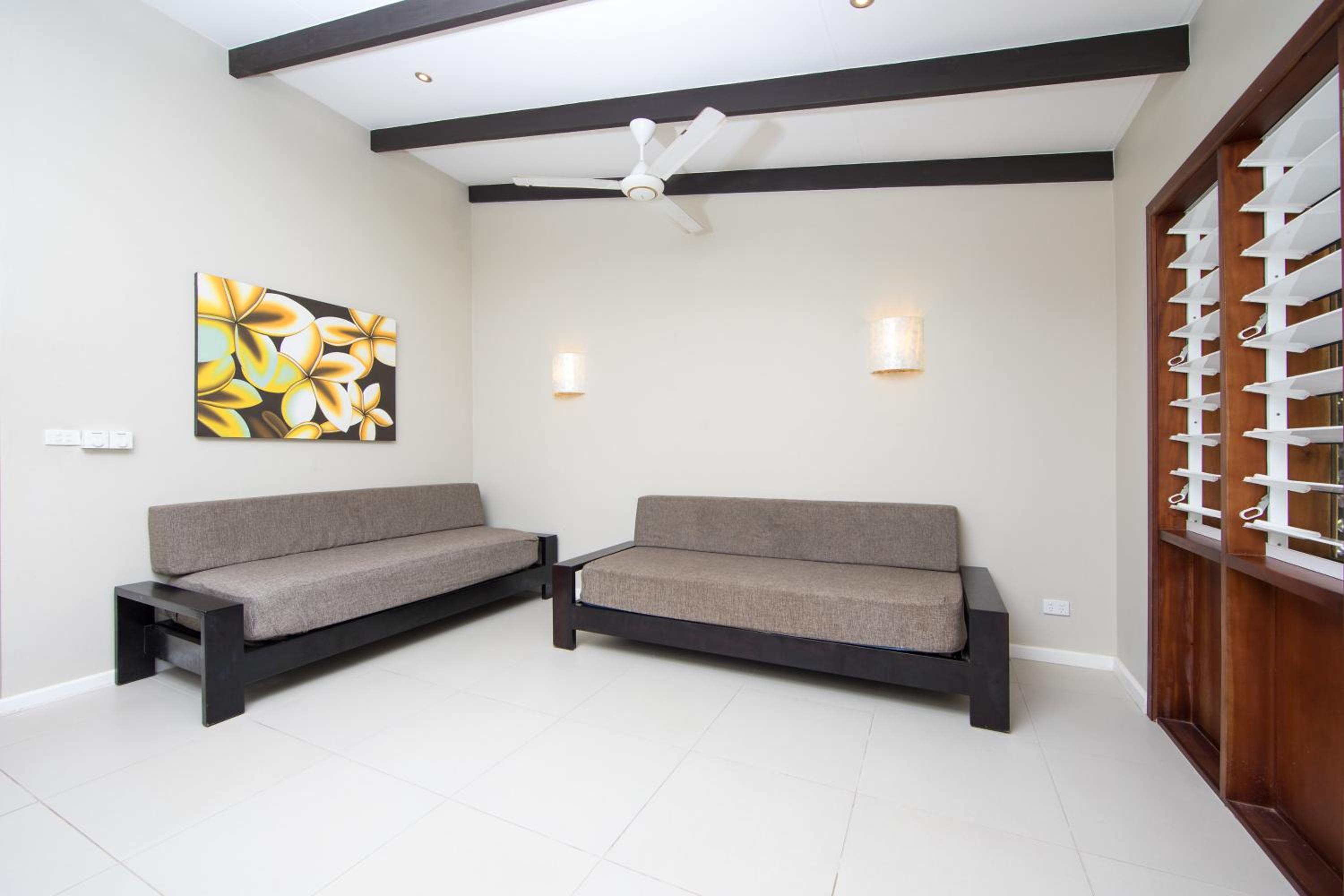 Garden Room photo 2