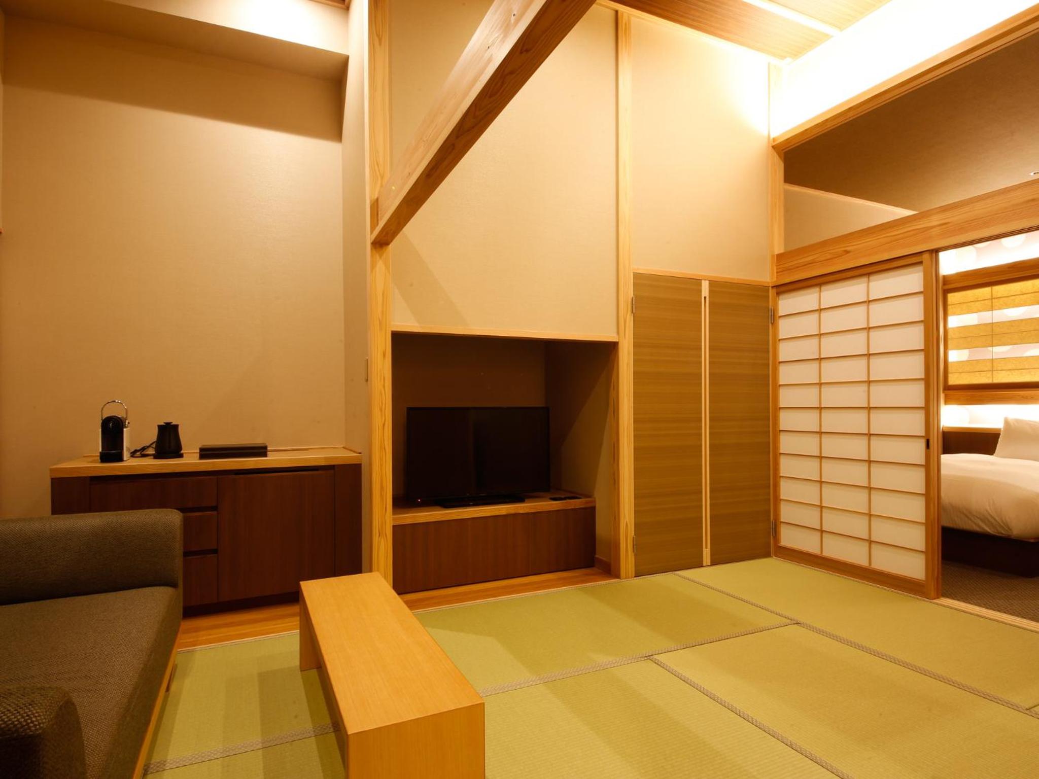 Twin Room with Tatami Area and Open-Air Bath Type E - Non-Smoking (2nd floor)