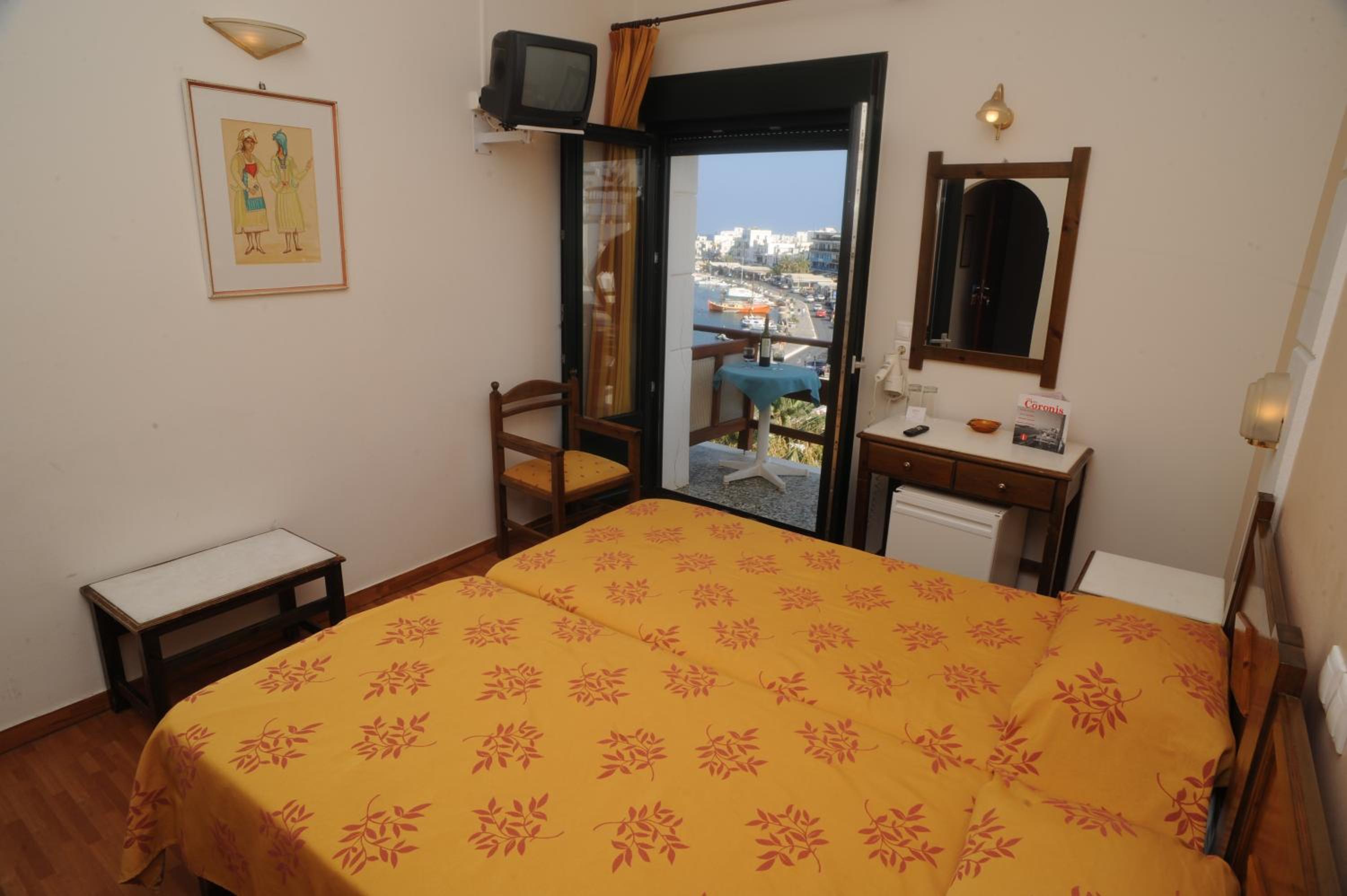 Twin Room with Port View